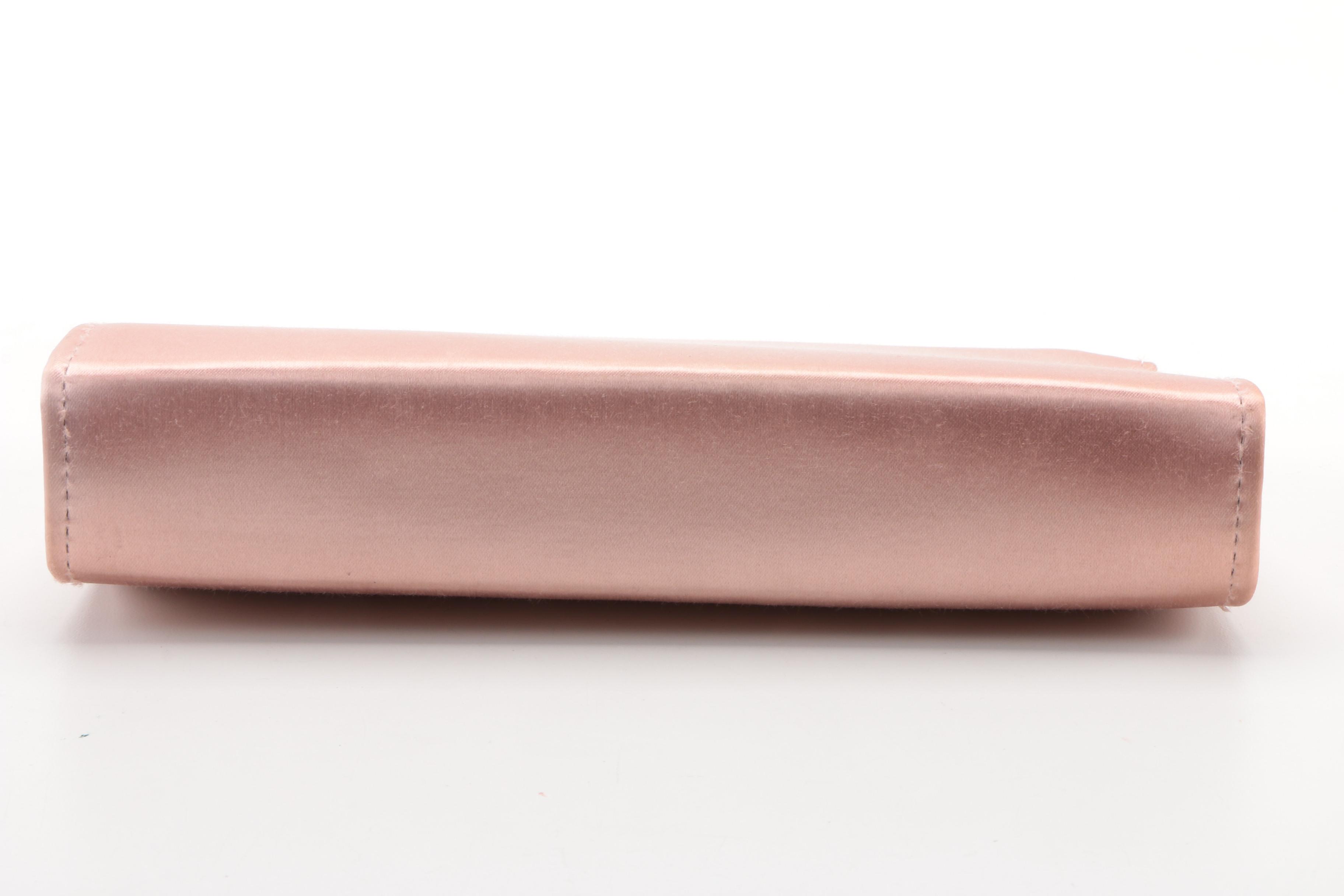 Embellished and Occasion Clutches