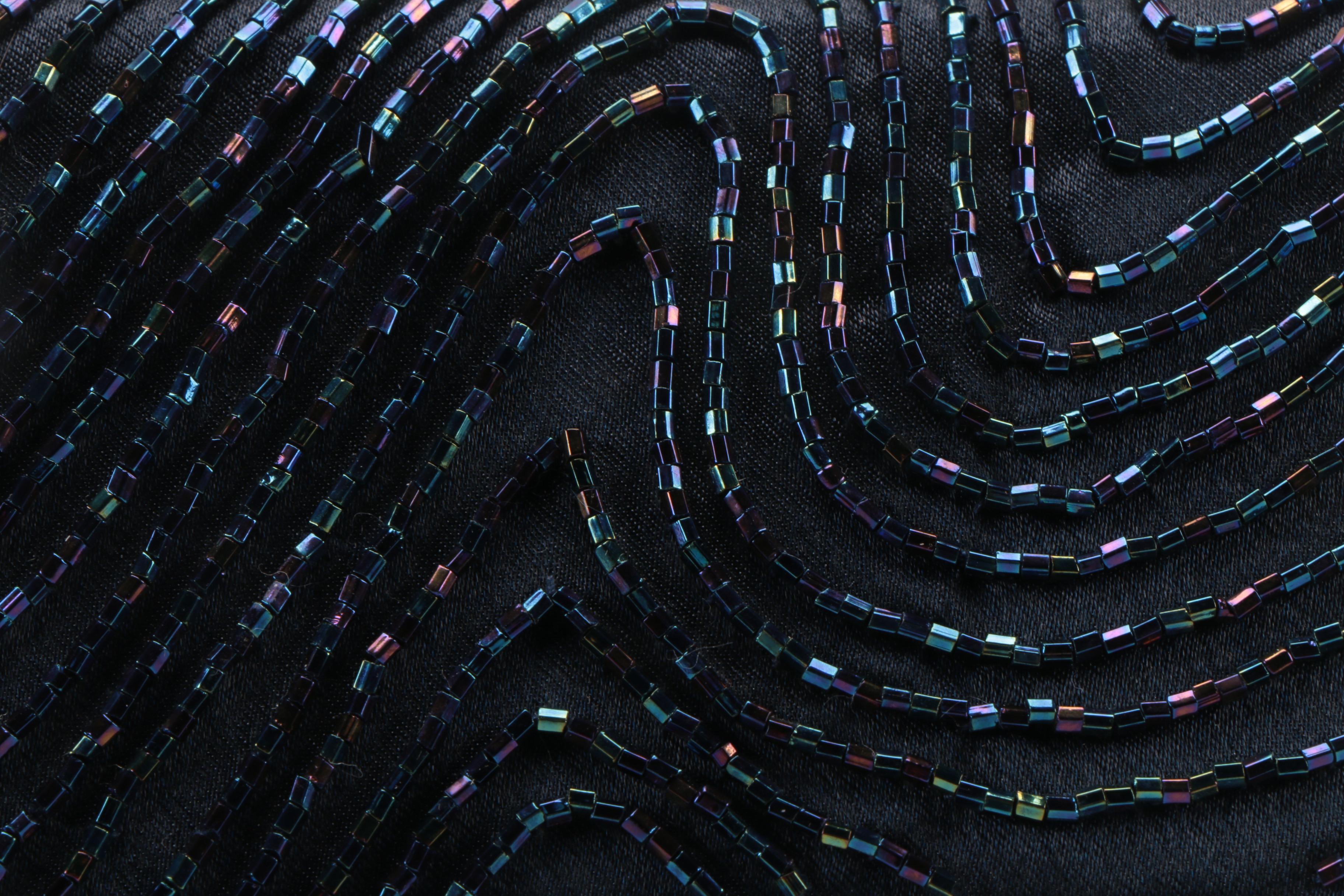 Embellished and Occasion Clutches