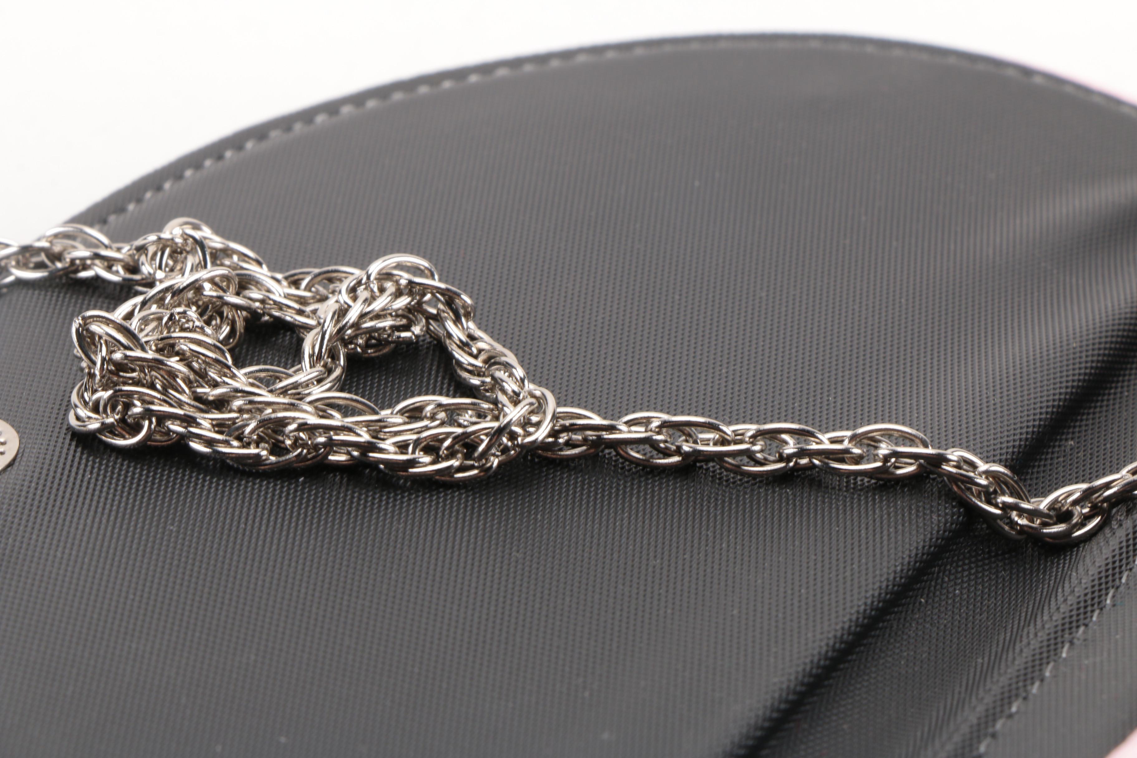 Embellished and Occasion Clutches