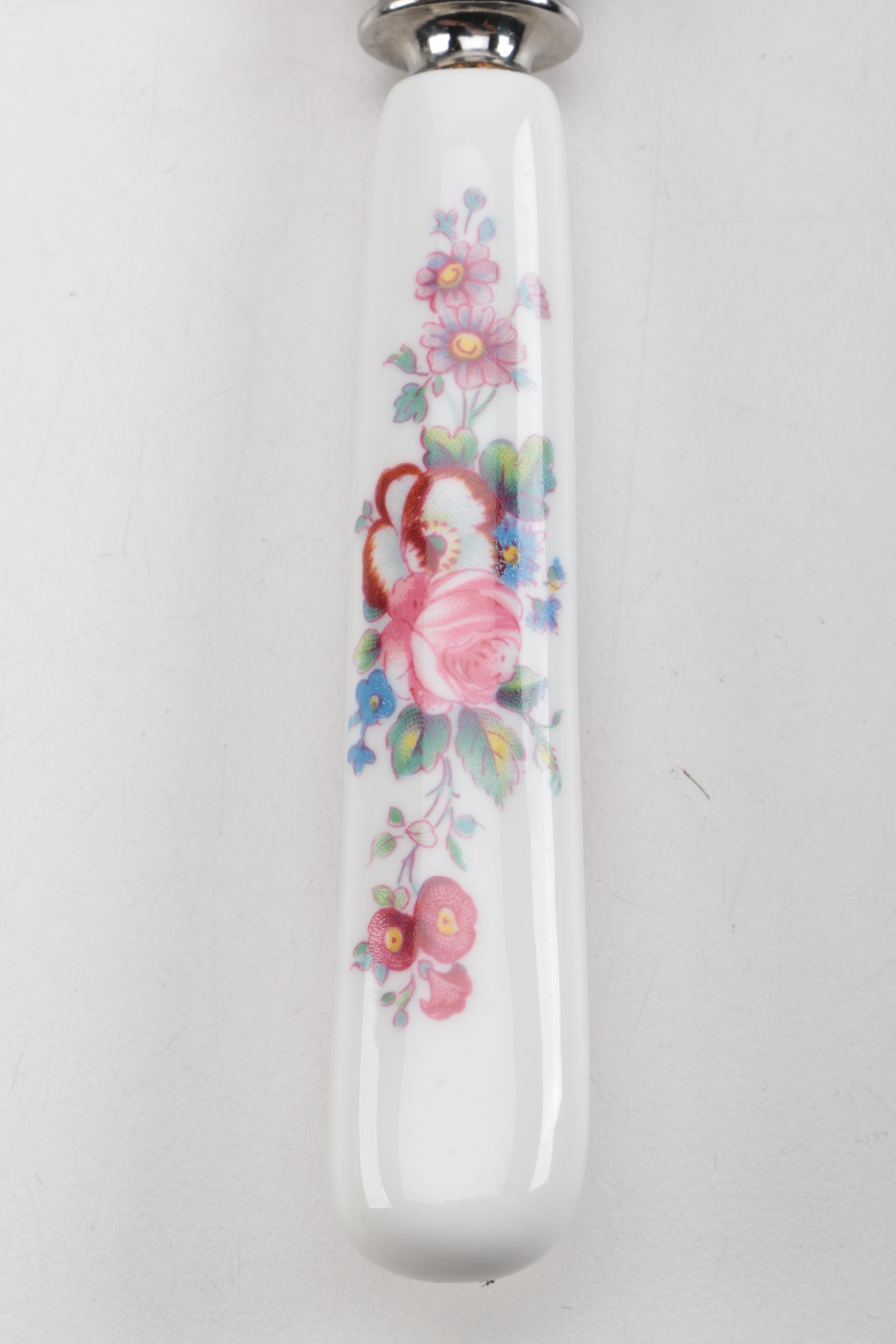 Royal Crown Derby Pie Server With Additional Serveware