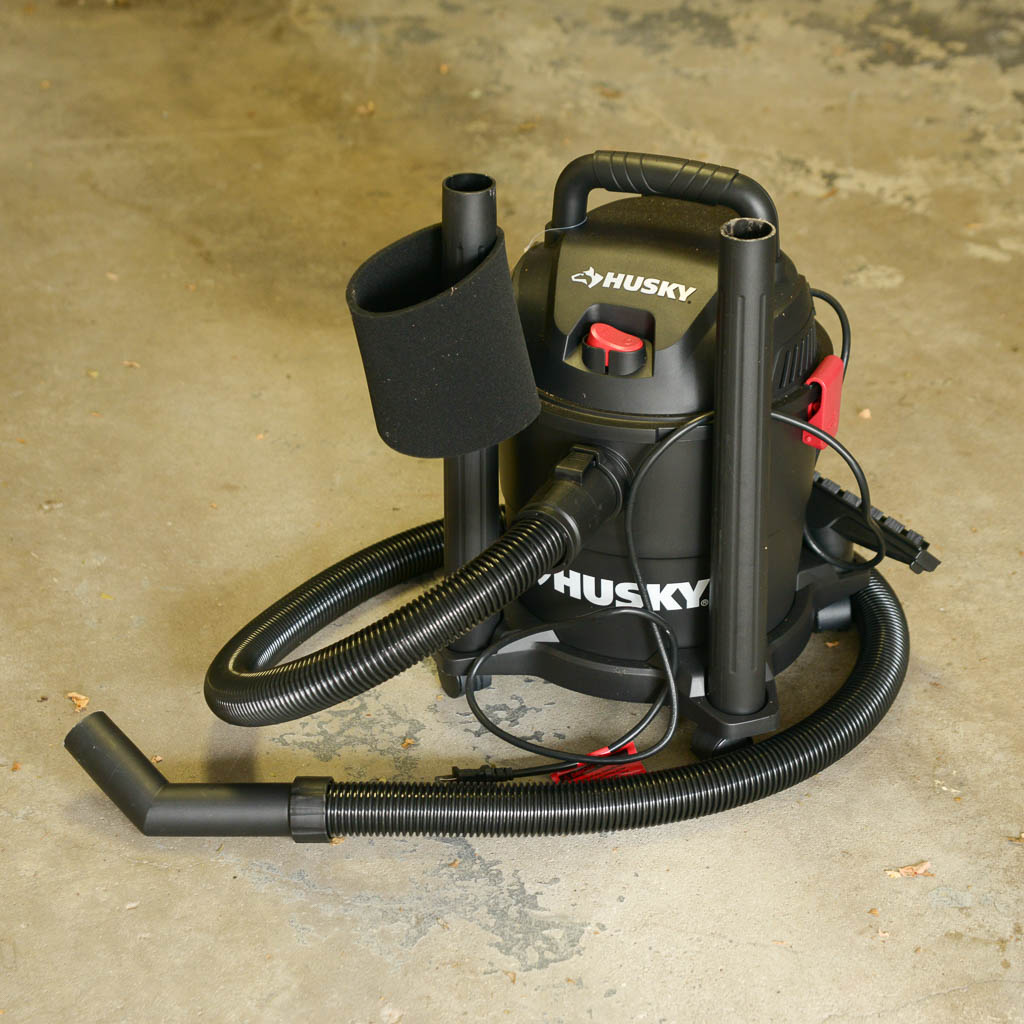 Husky Four Gallon Wet/Dry Vac