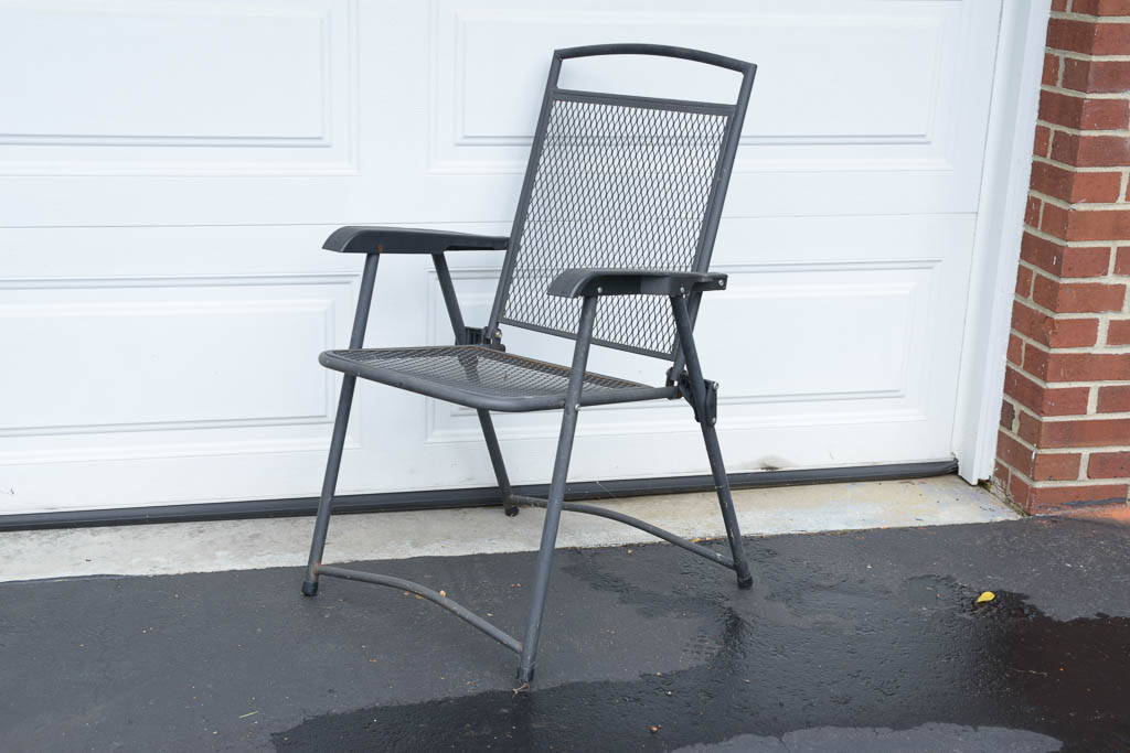 Set of Six Metal Patio Folding Chairs
