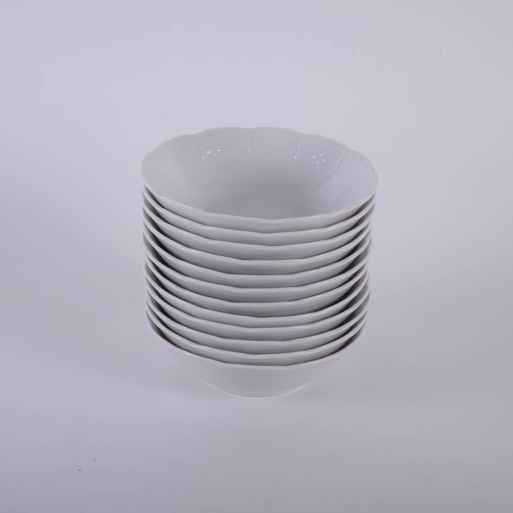 Thun Czech Republic Fine Porcelain "Menuet" Tableware Collection