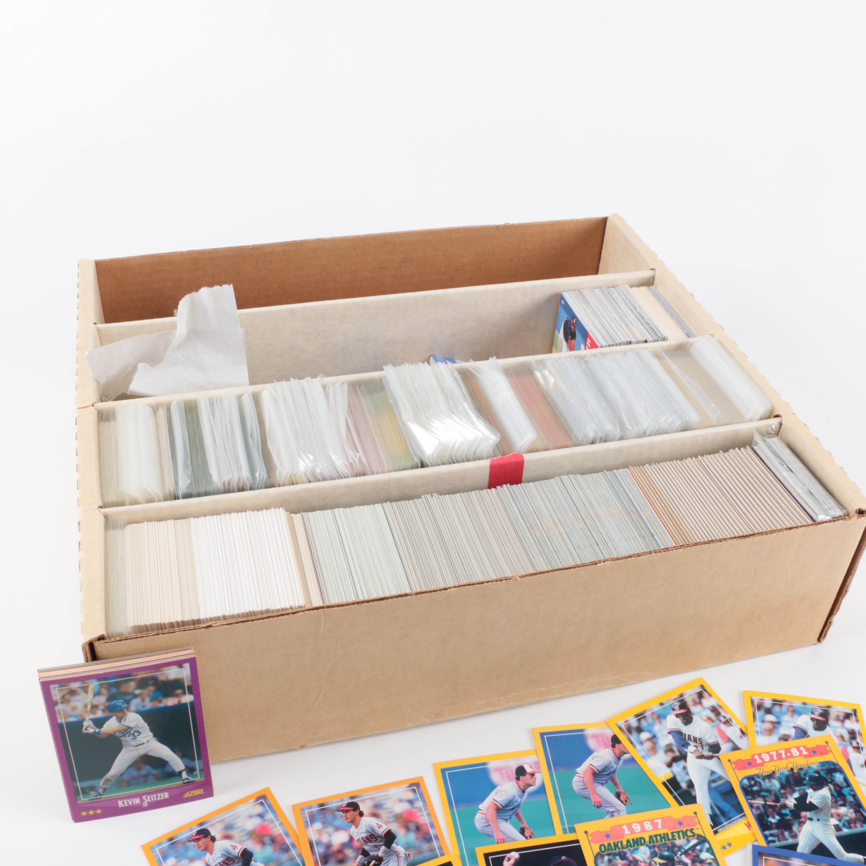 Assortment of Baseball Cards