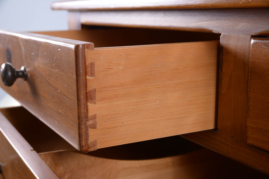 Ethan Allen Pine Dresser