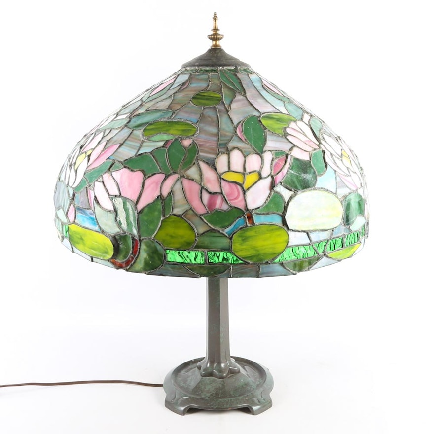 Vintage Tiffany Style Water Lily Leaded Glass Lamp