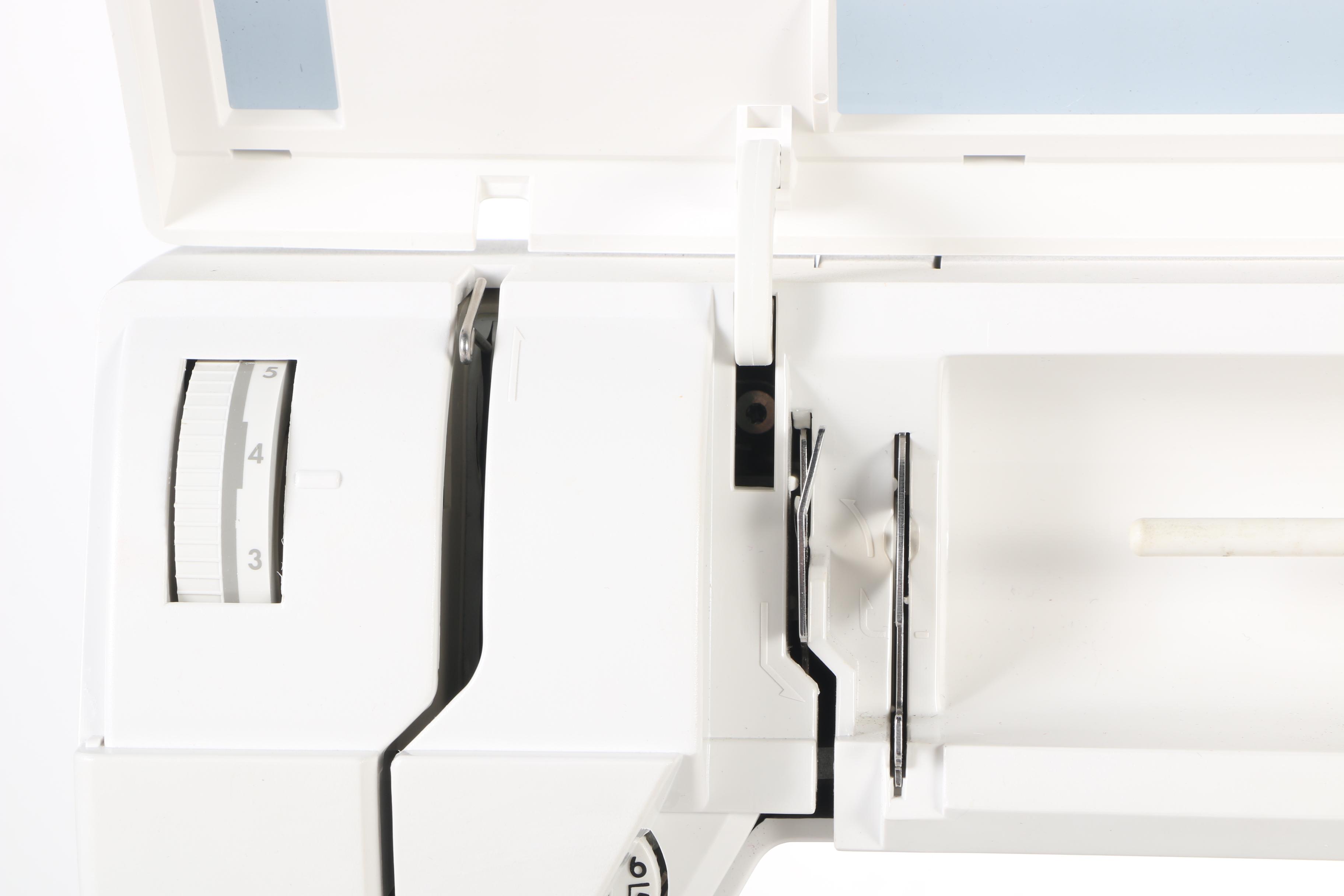 Husqvarna Viking Rose Sewing Machine With Embroidery Unit