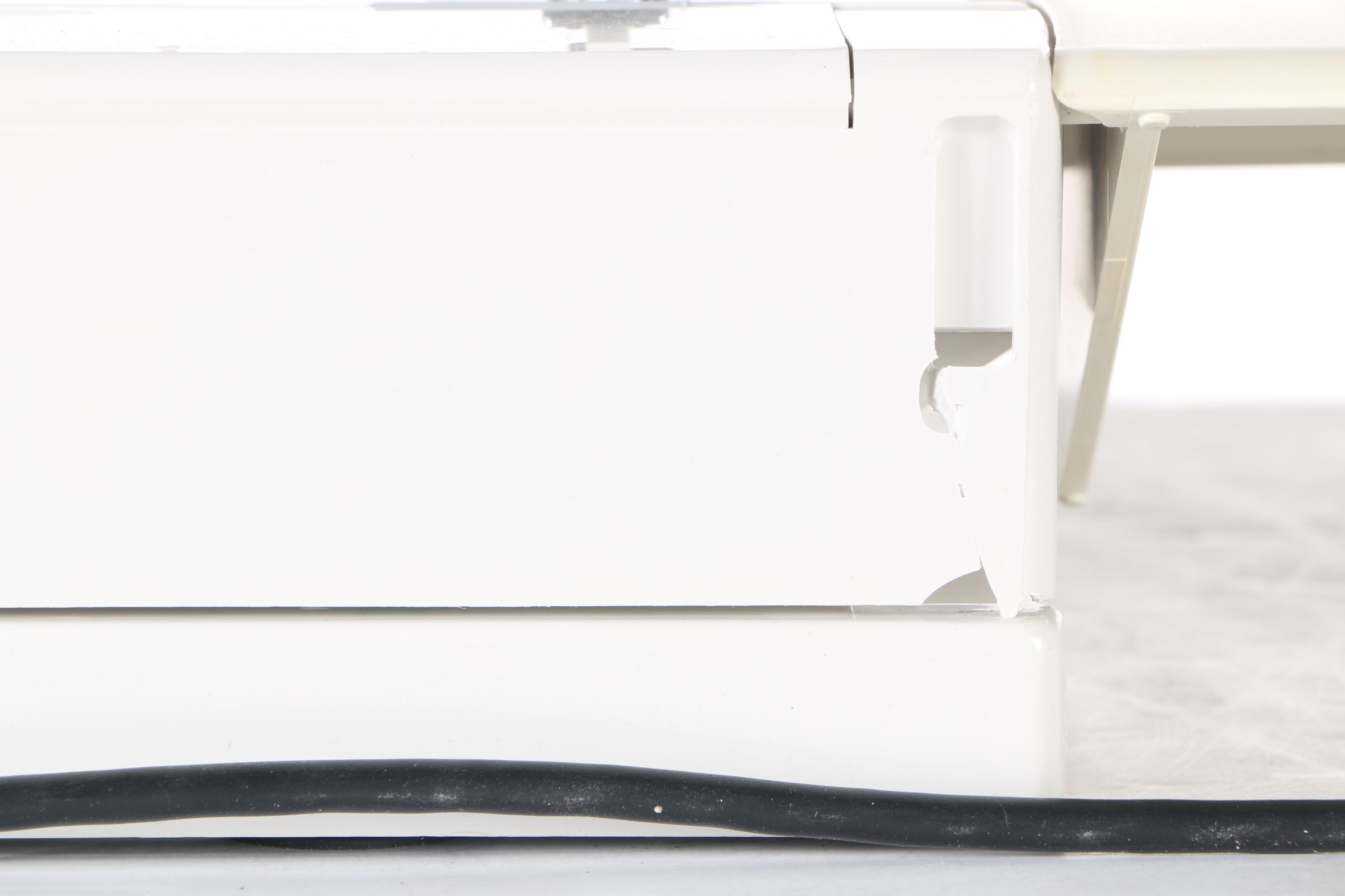 Husqvarna Viking Rose Sewing Machine With Embroidery Unit