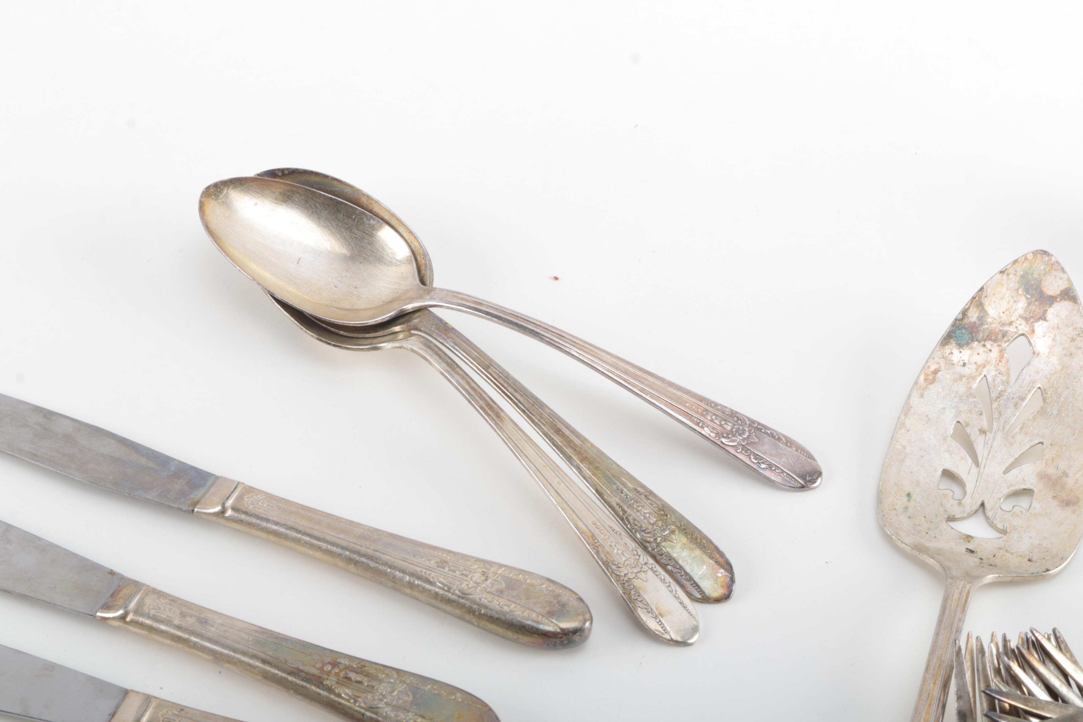 Wm Rogers Mfg Co. "Reflection" Silver Plate Flatware