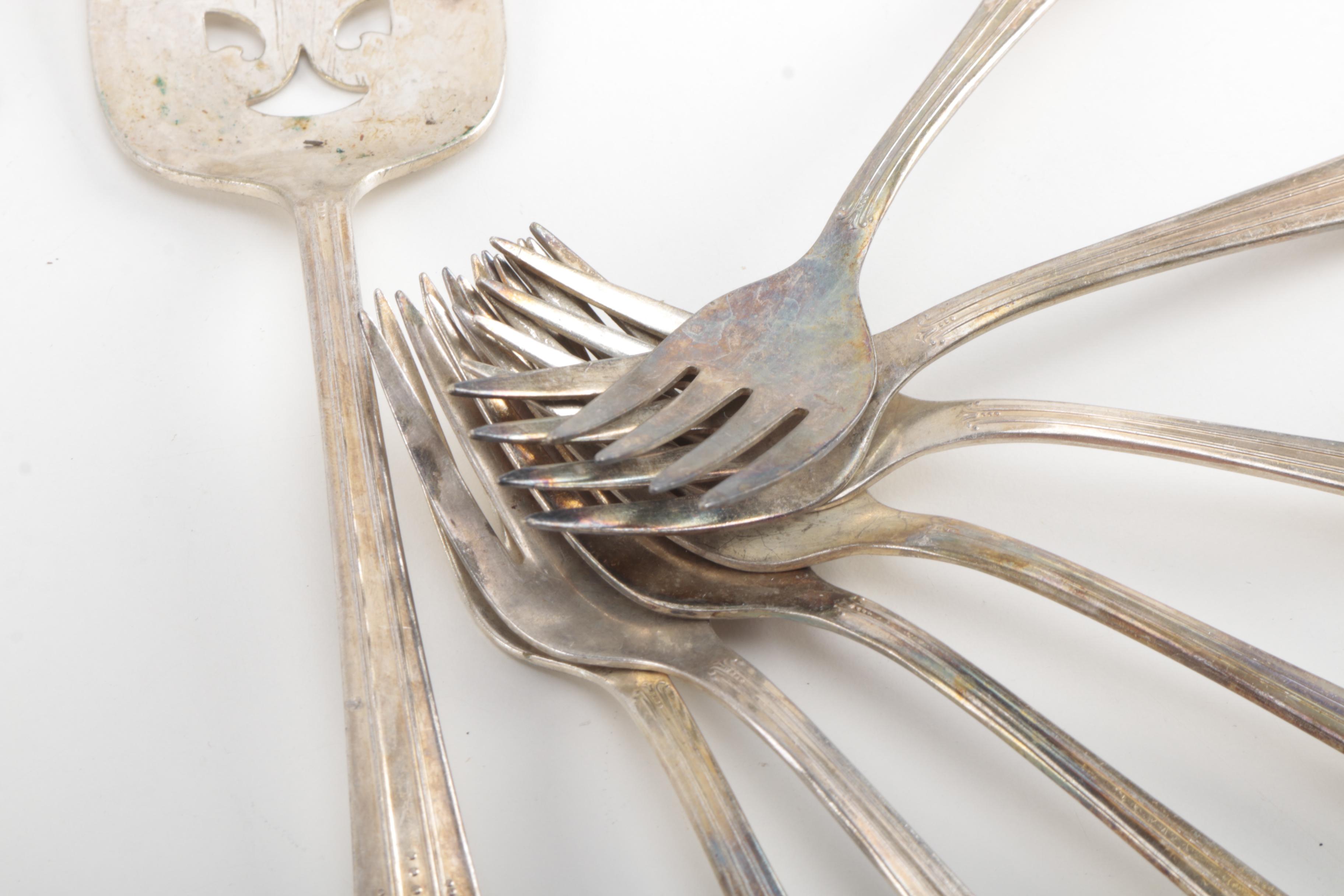 Wm Rogers Mfg Co. "Reflection" Silver Plate Flatware