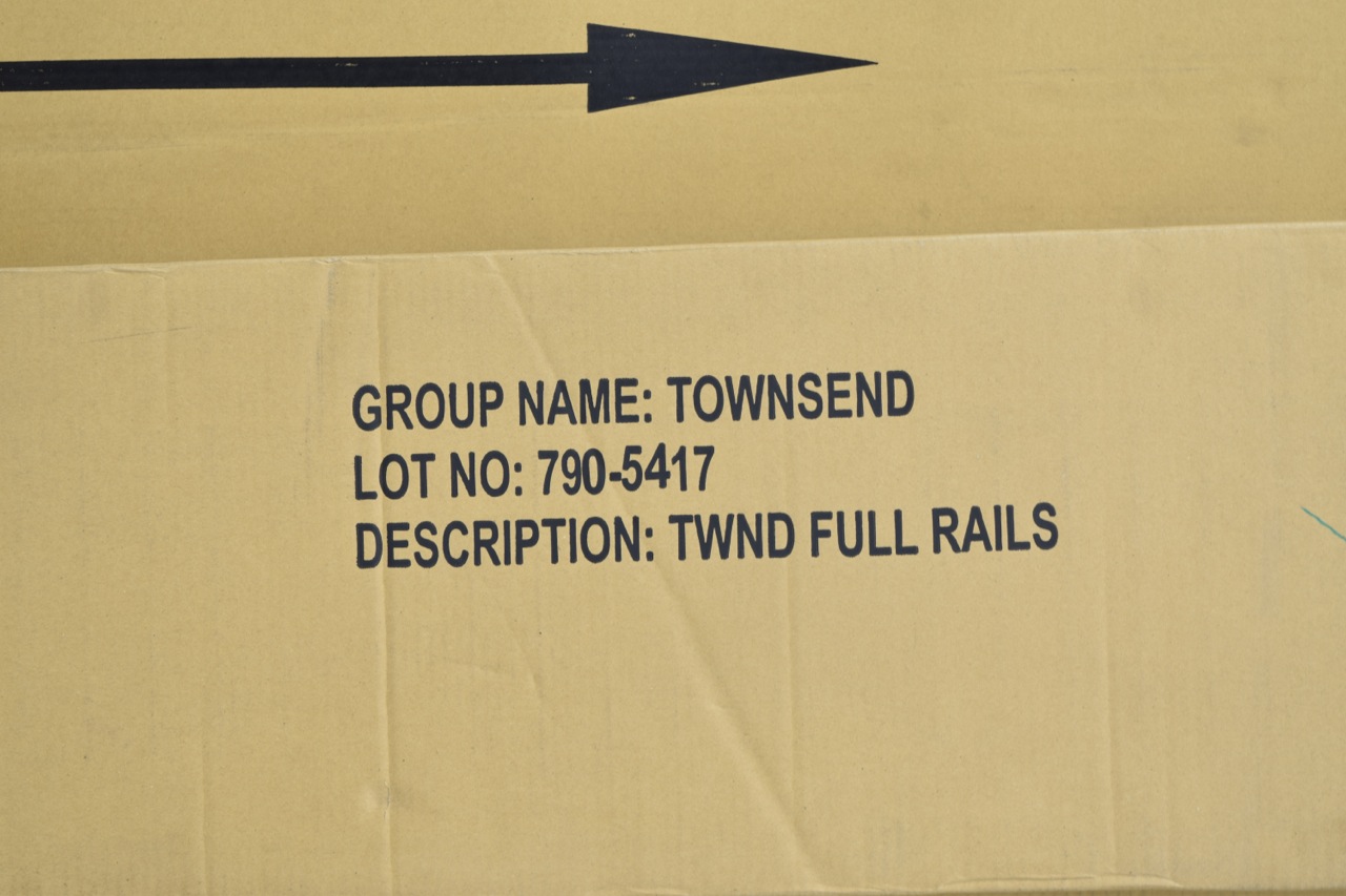 JC Penney Townsend Collection Full Size Sleigh Bed