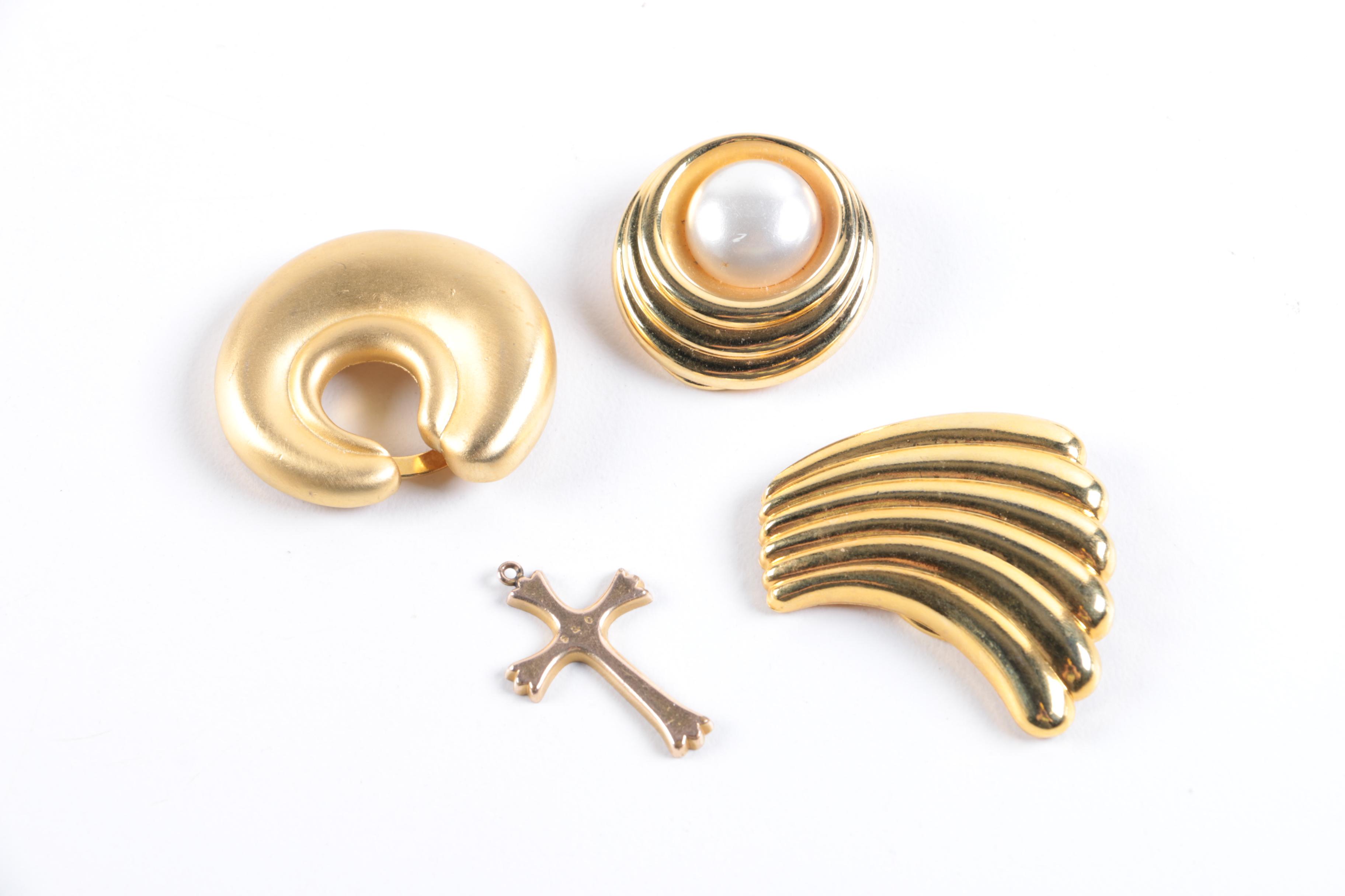 Assortment of Vintage Jewelry Including Joan Rivers