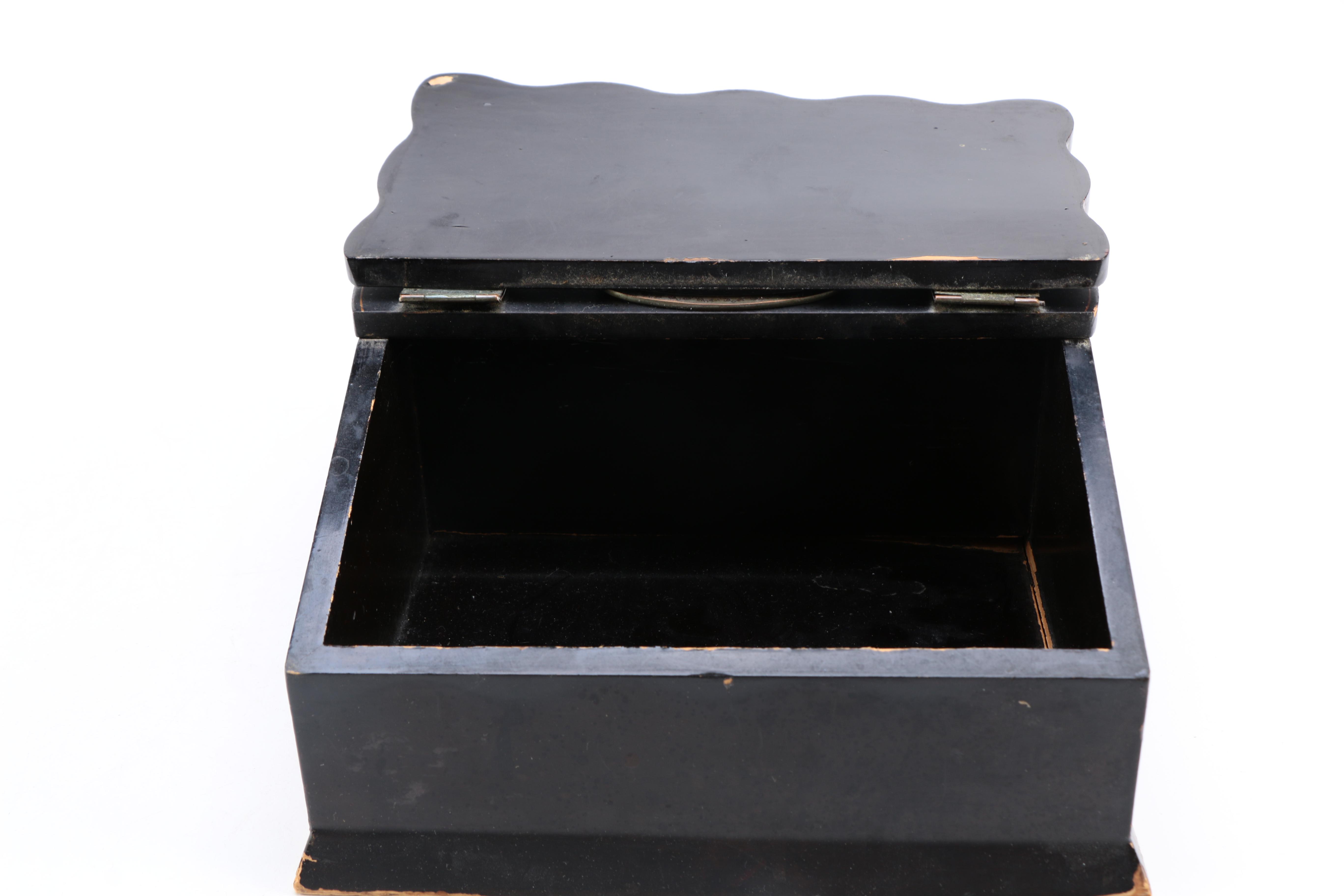 Late 19th Century Ornate French Chinoiserie Collection