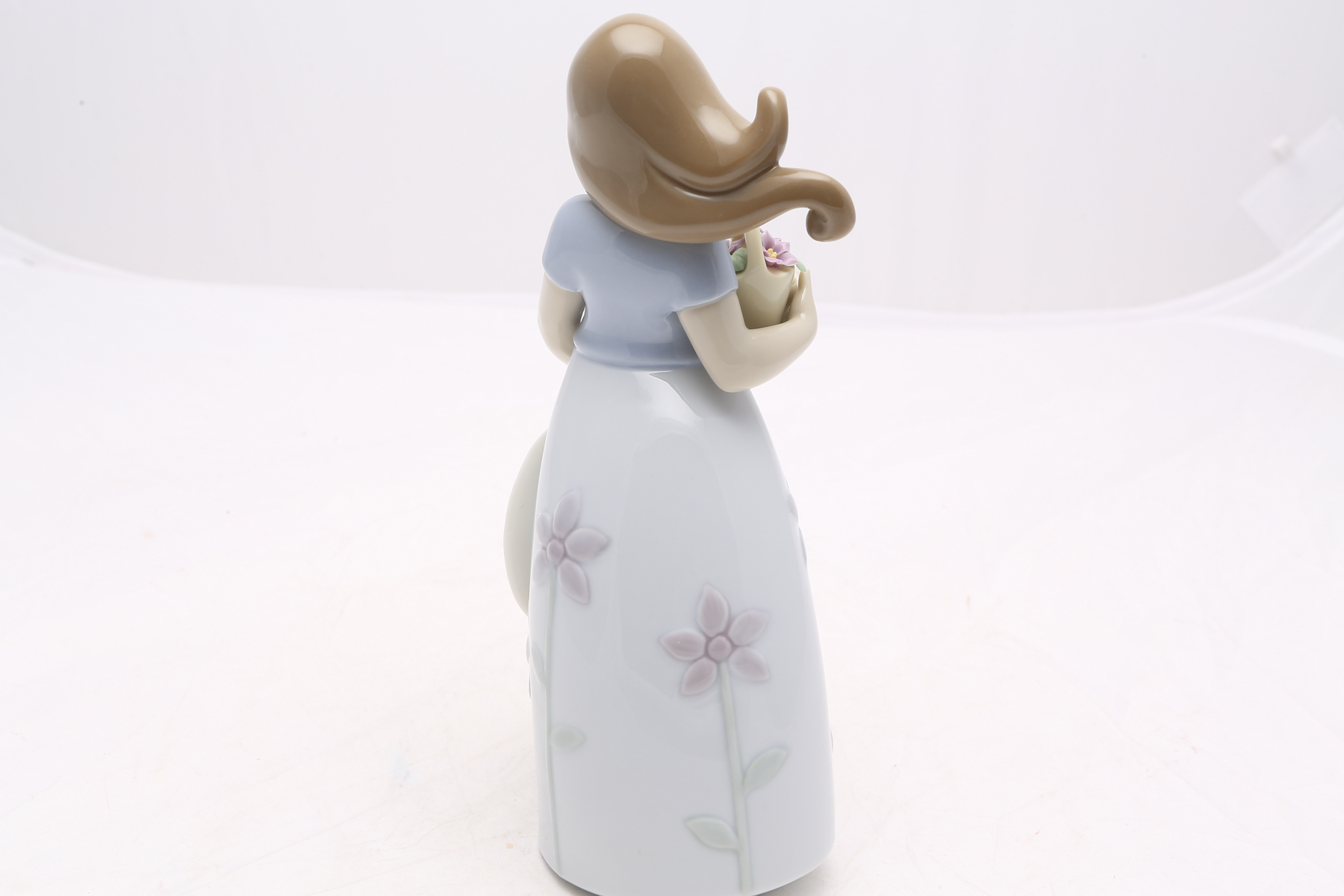Lladró "Little Violet" Figurine #8043
