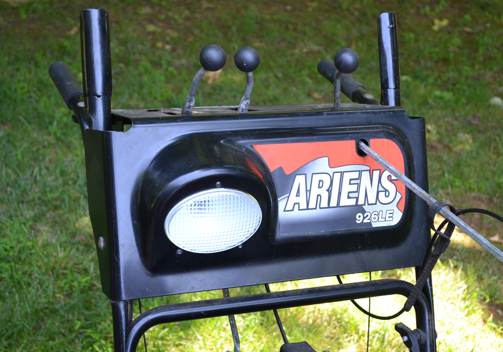 Ariens 926LE Snow Blower