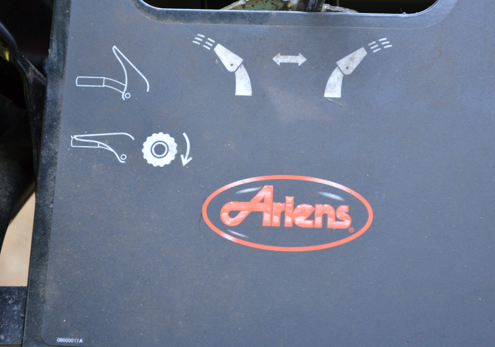 Ariens 926LE Snow Blower