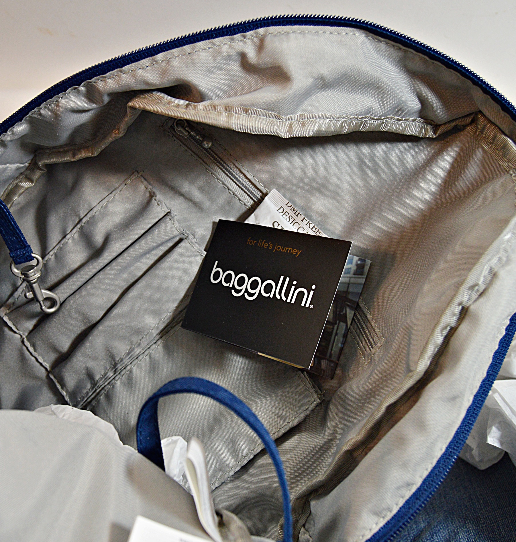 Baggallini Vinyl "Mission" Back Pack and Jenni Chan Duffle