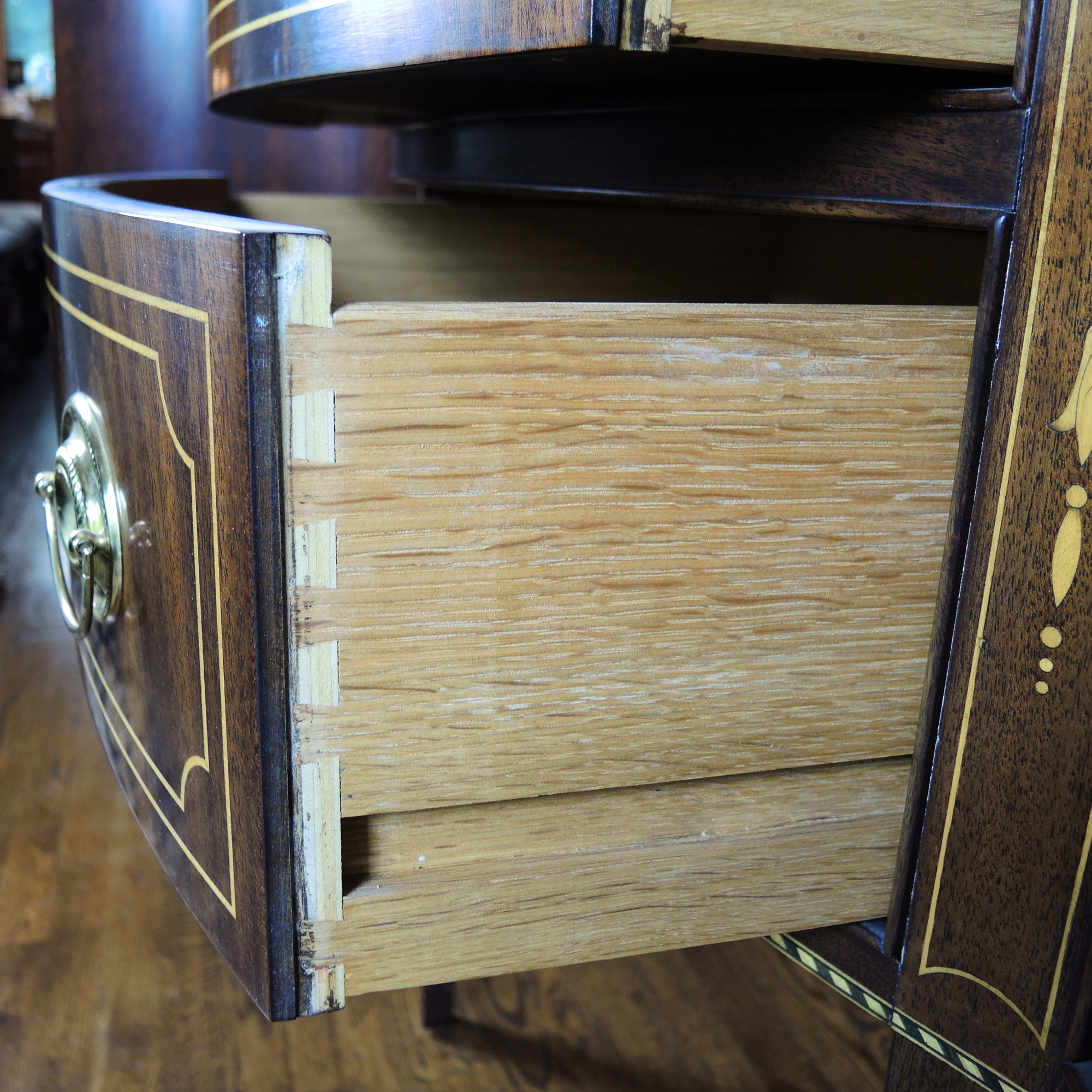 Stickley Hepplewhite Style Mahogany Sideboard