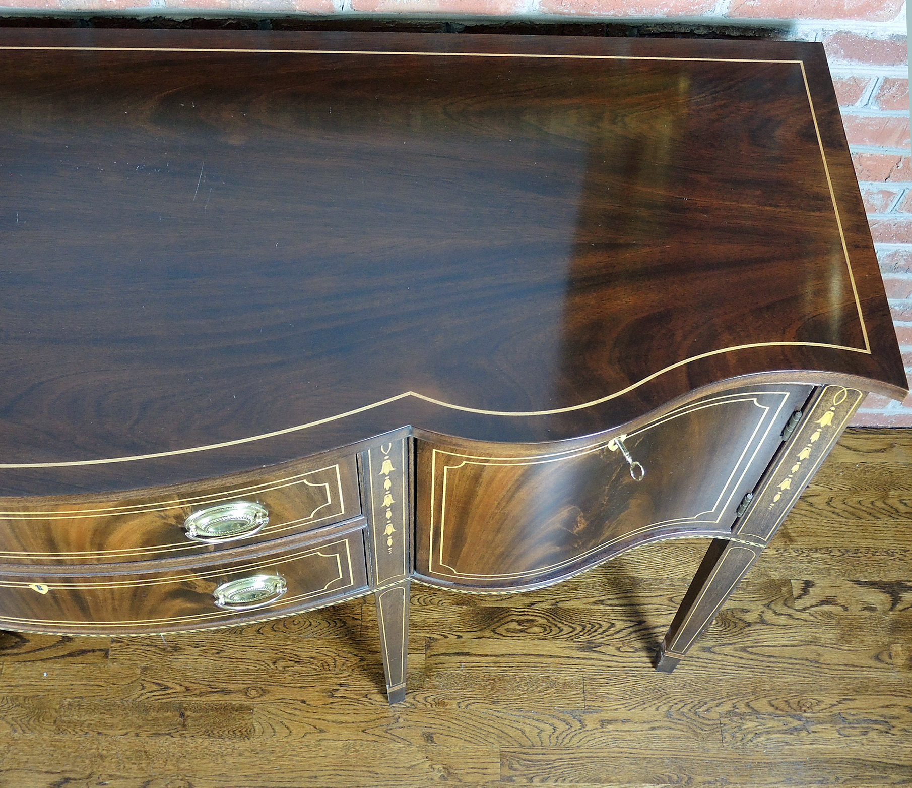 Stickley Hepplewhite Style Mahogany Sideboard