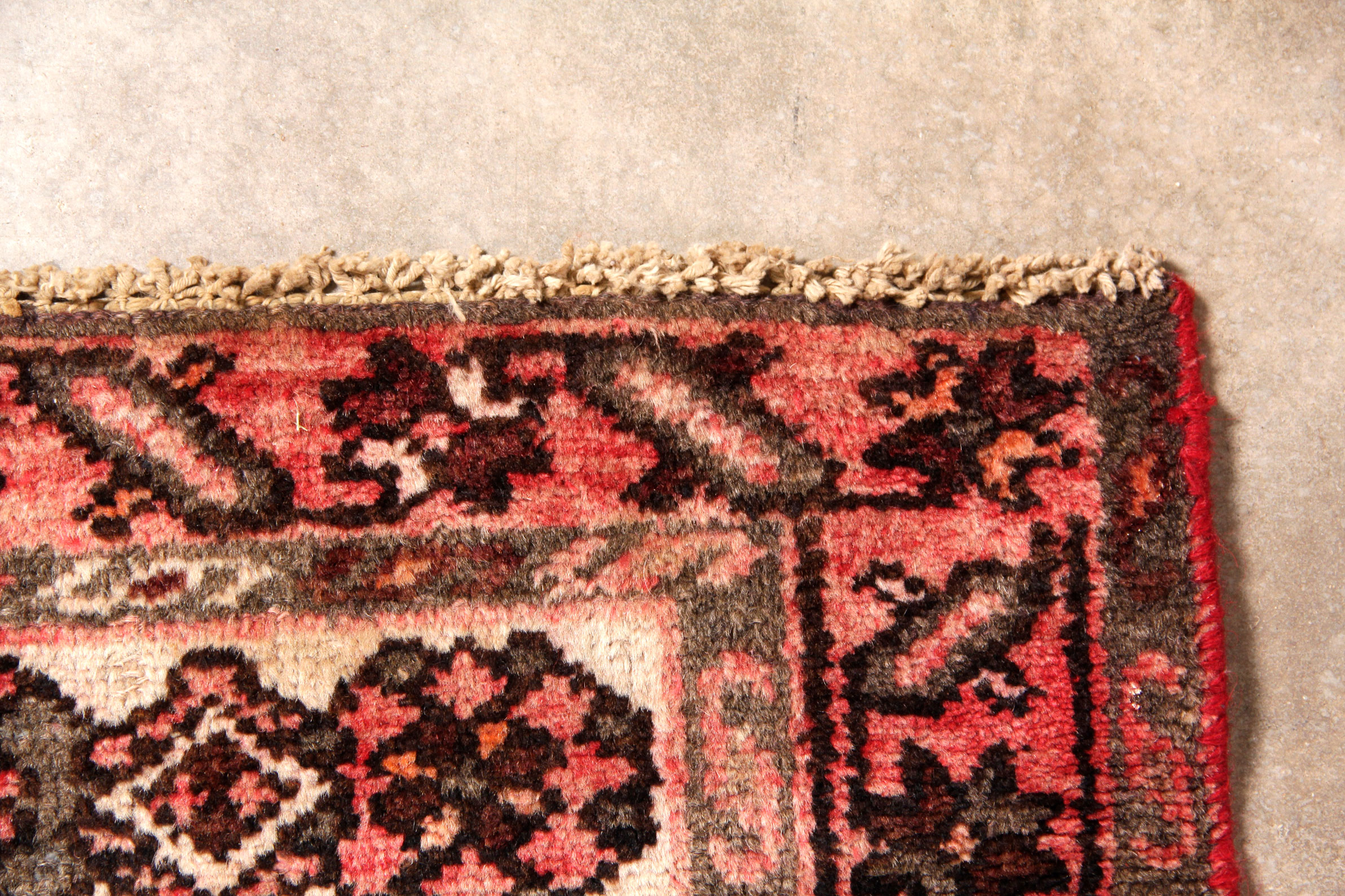 Vintage Hand Knotted Persian Serapi Bijar Rug