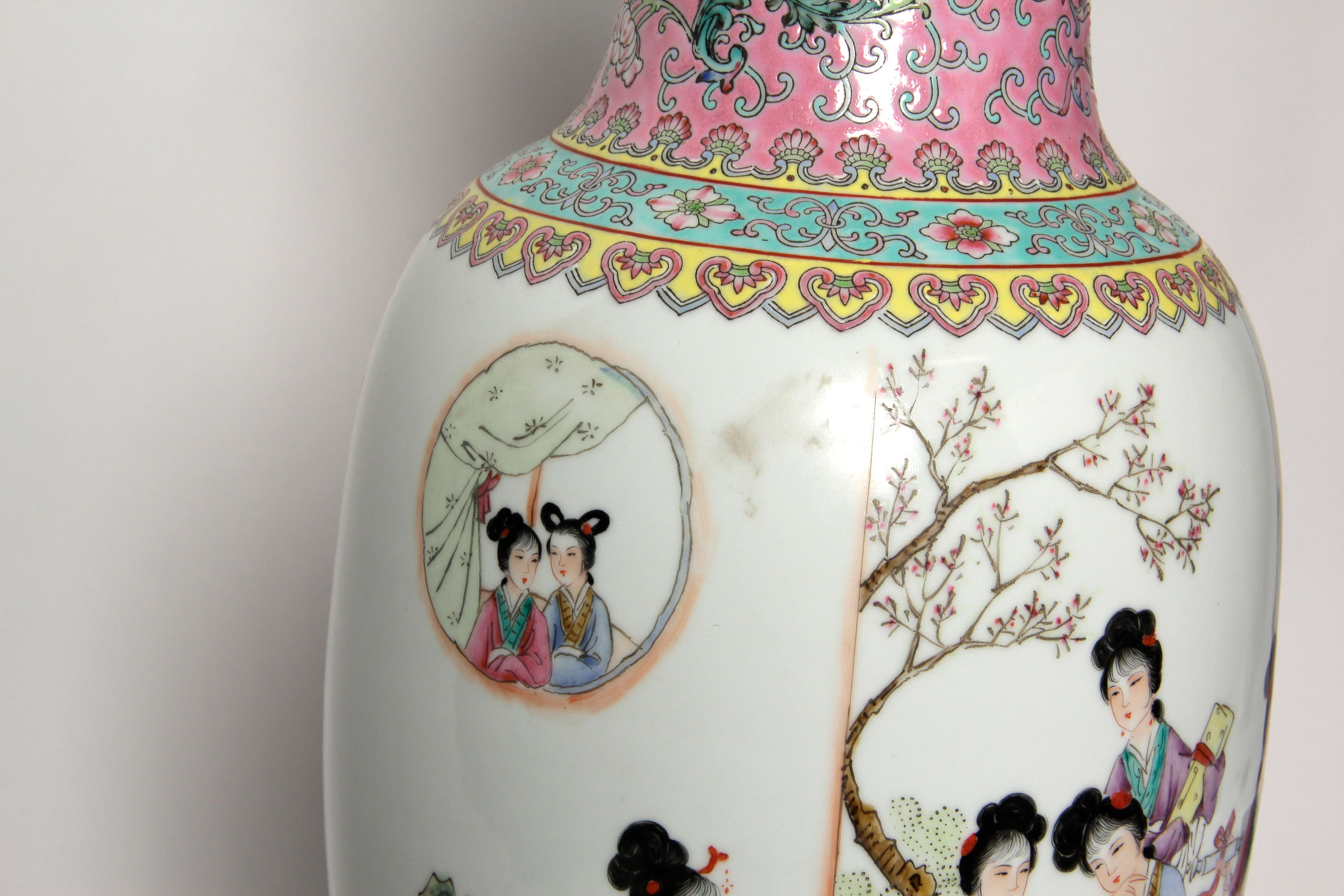 Chinese Famille Rose Style Lamp with Wooden Pedestal Base