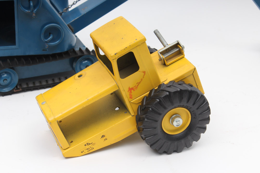 Pressed Metal Construction Toys