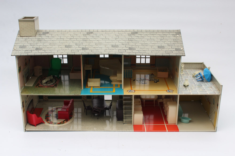 1950s Tin Playhouse by Marx Metal