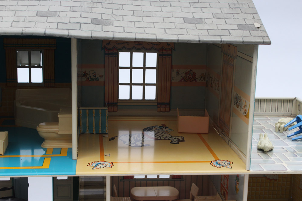 1950s Tin Playhouse by Marx Metal