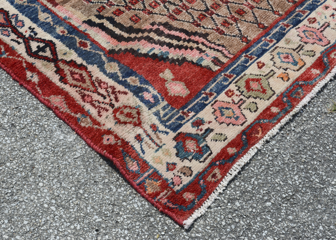 Vintage Hand-Knotted Persian Bakshaish Area Rug