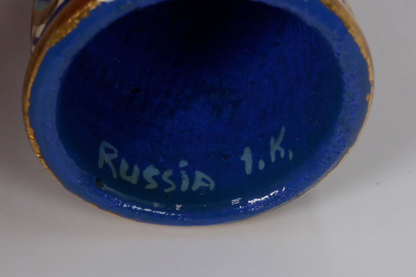 Collection of Vintage Thimbles Wedgwood, Belleek, and Limoges