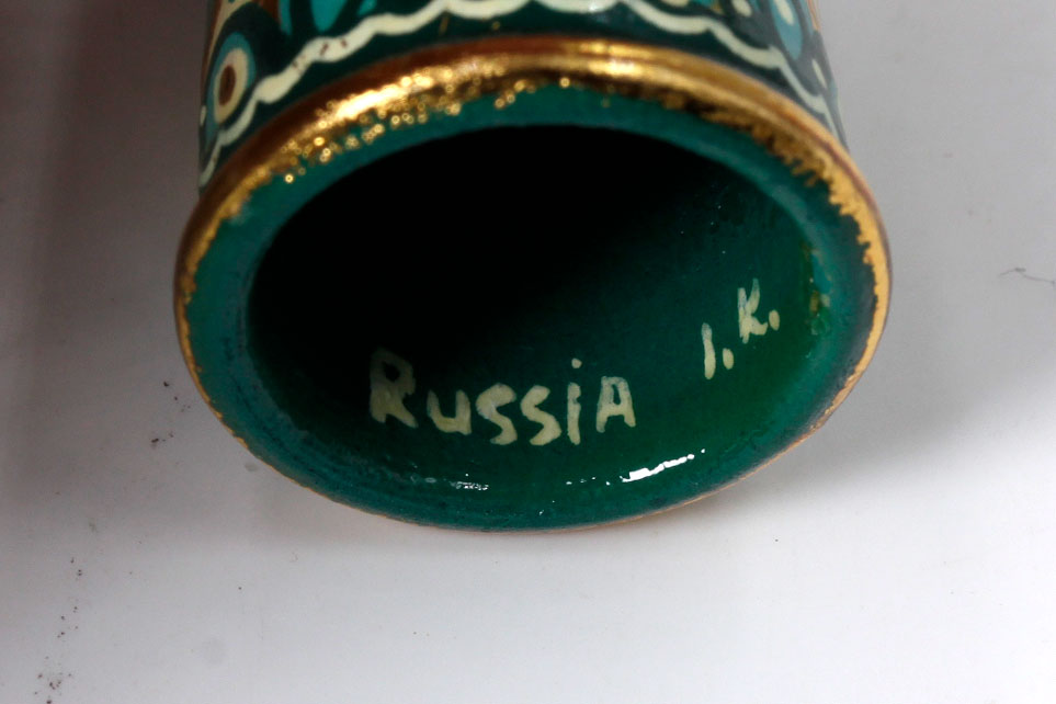 Collection of Vintage Thimbles Wedgwood, Belleek, and Limoges