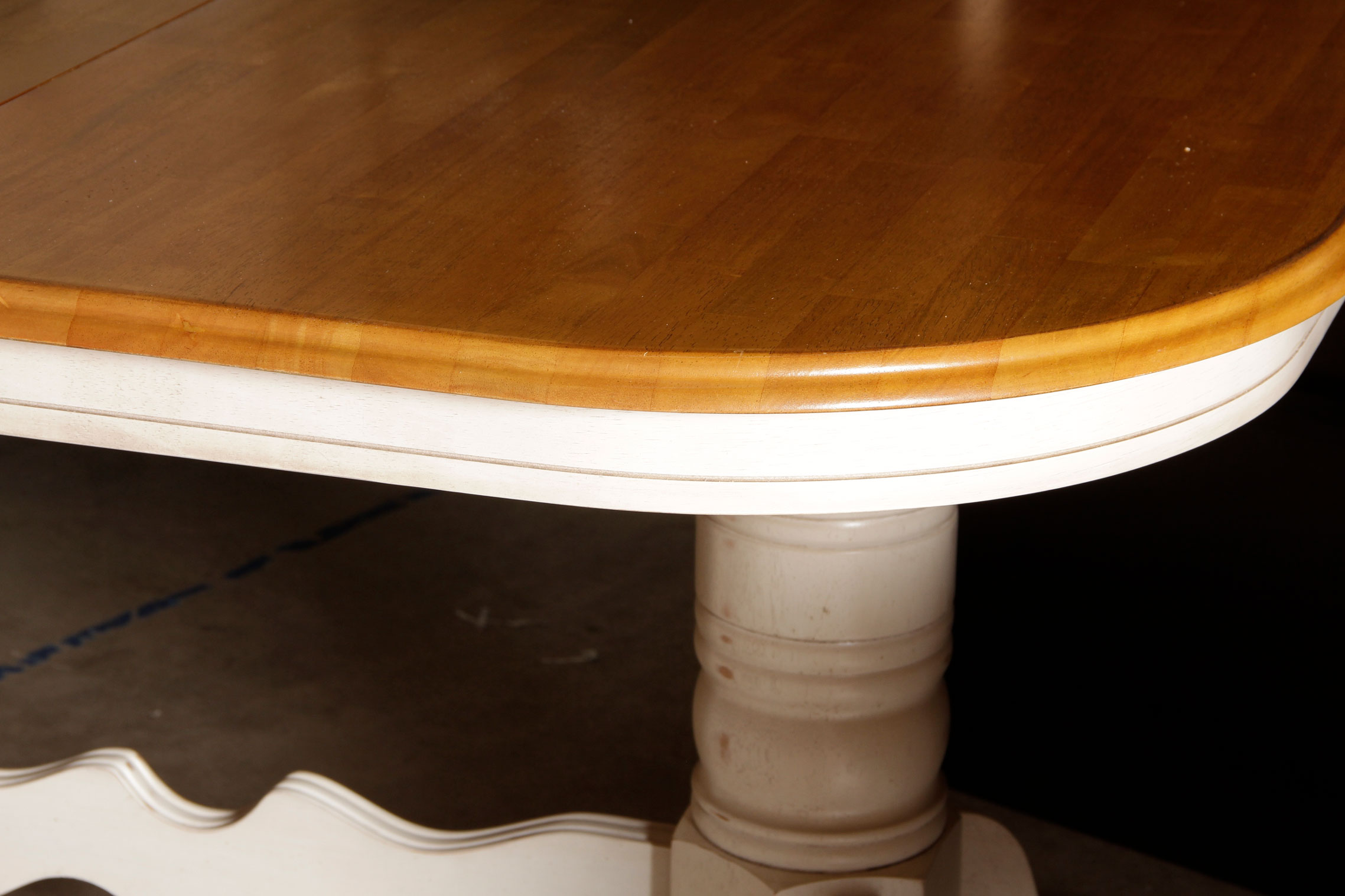 Country Style Dining Table and Chairs