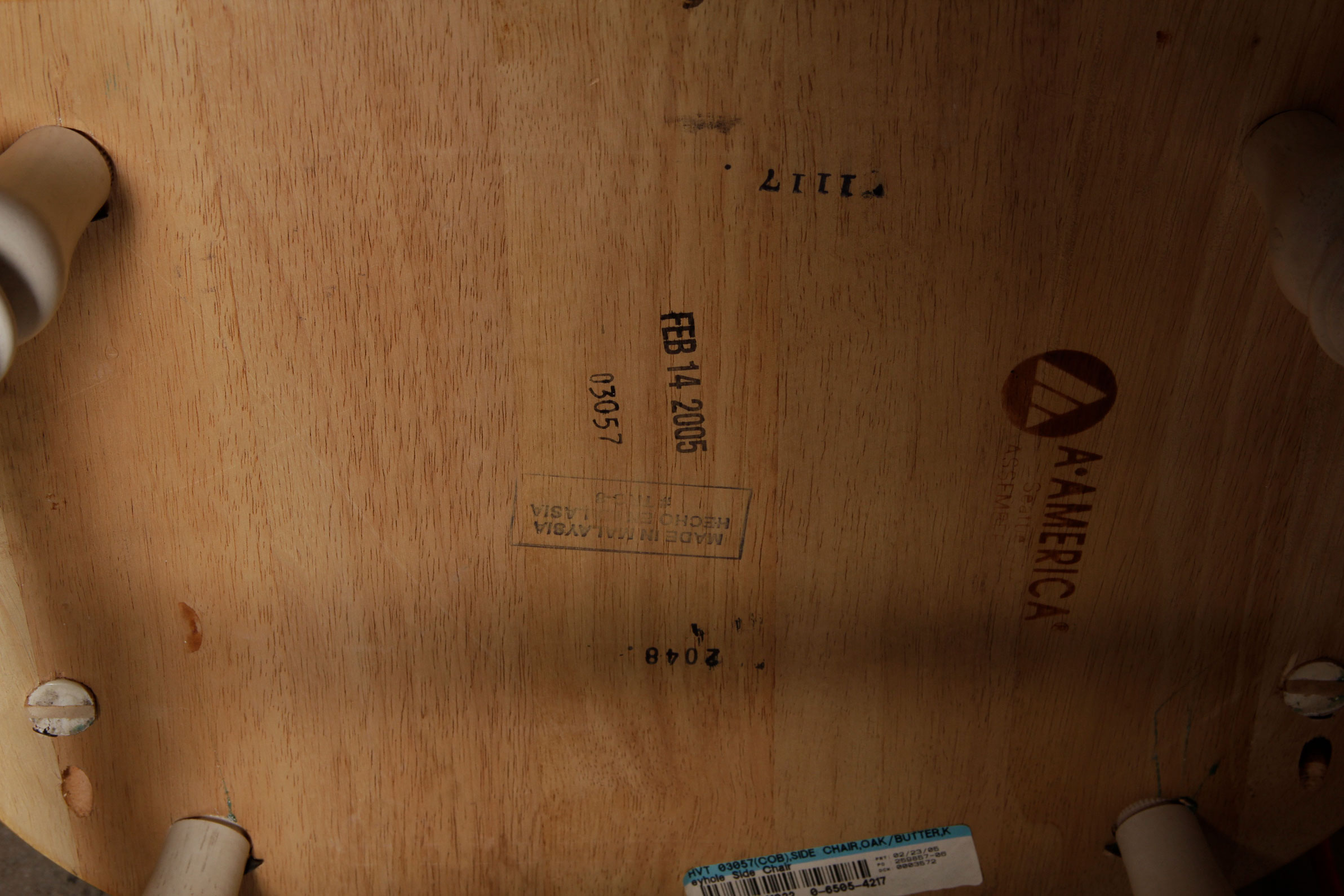 Country Style Dining Table and Chairs