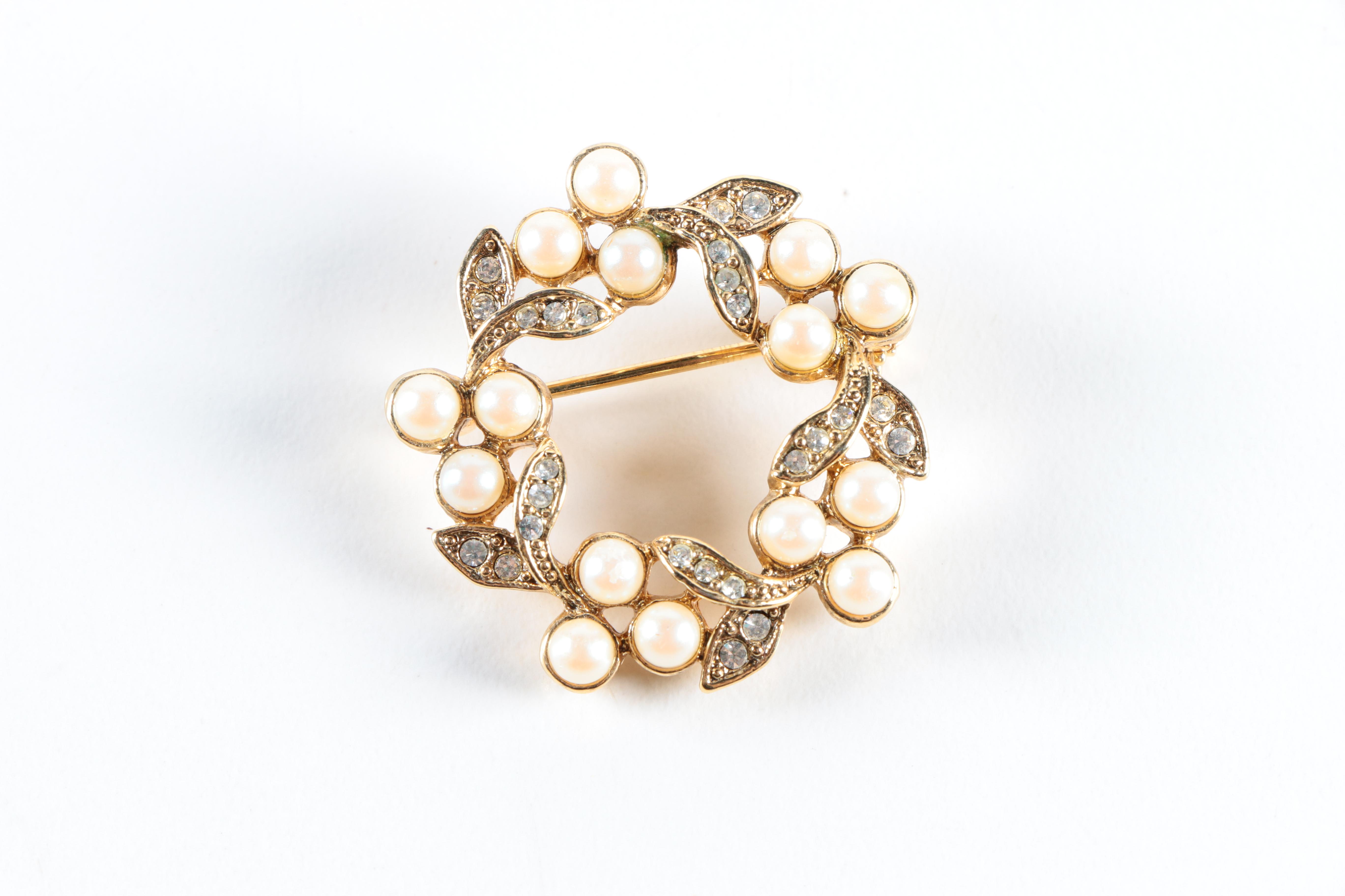 Faux Pearl and Cultured Pearl Jewelry Featuring Trifari