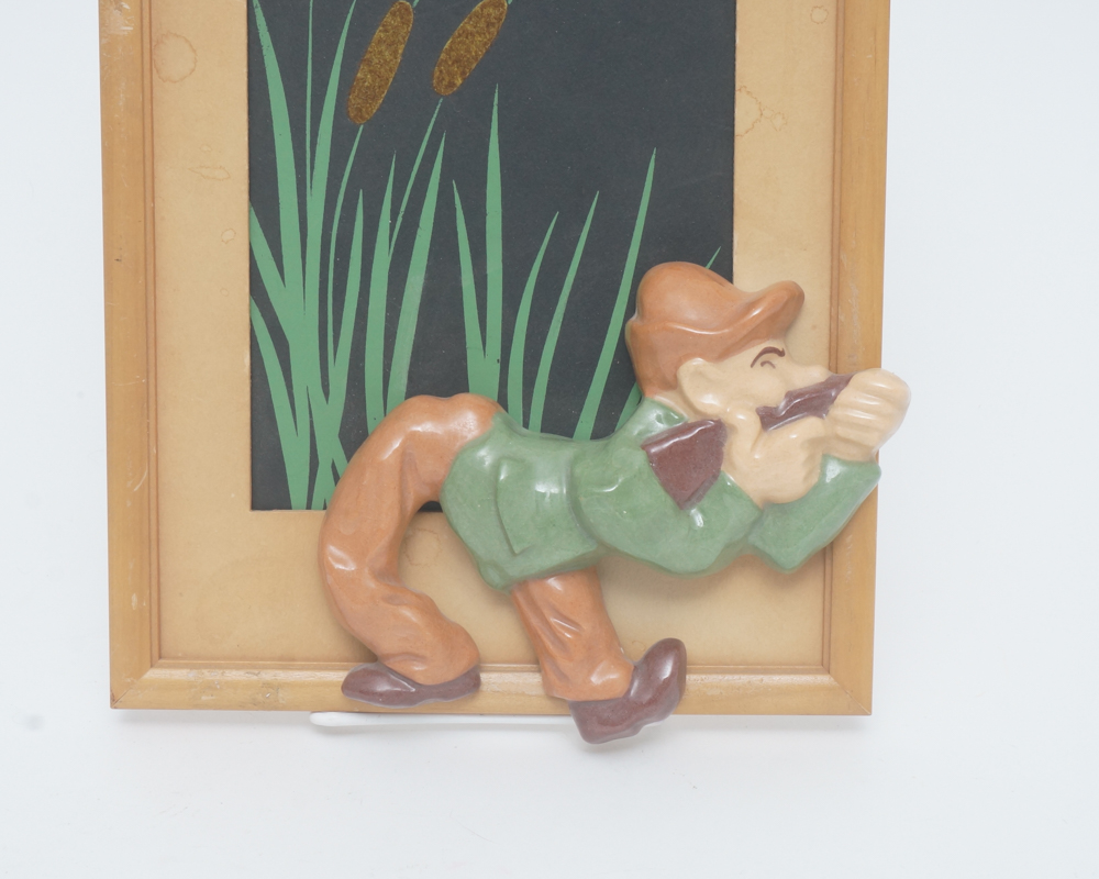 Pair of Wooden Pictures Frames with Ceramic Decorative Figures Of Artcraft Novelty