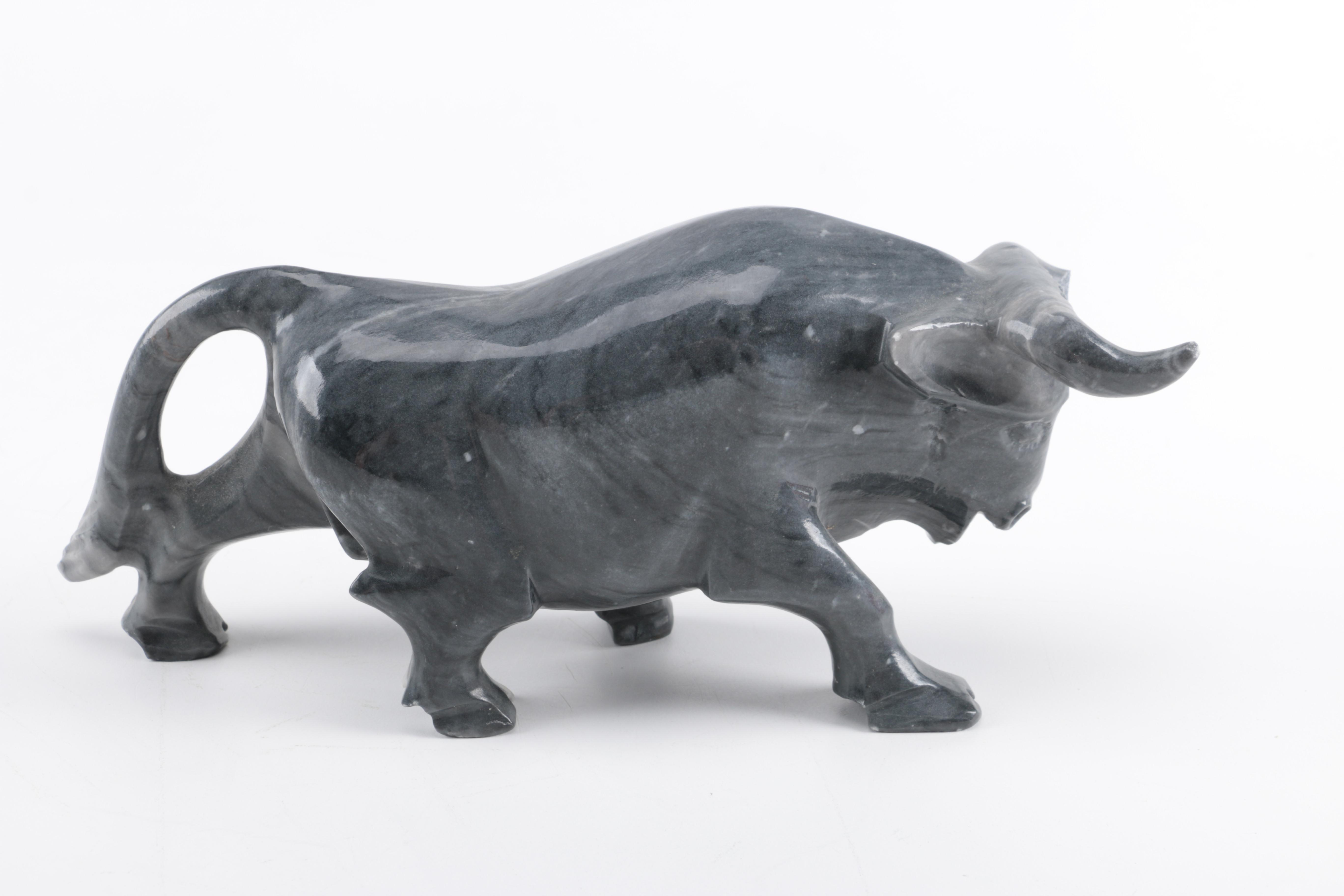 Marble Bull Figurines