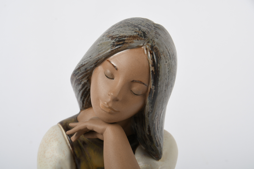 Lladró "Classic Water Carrier" Large Figurine