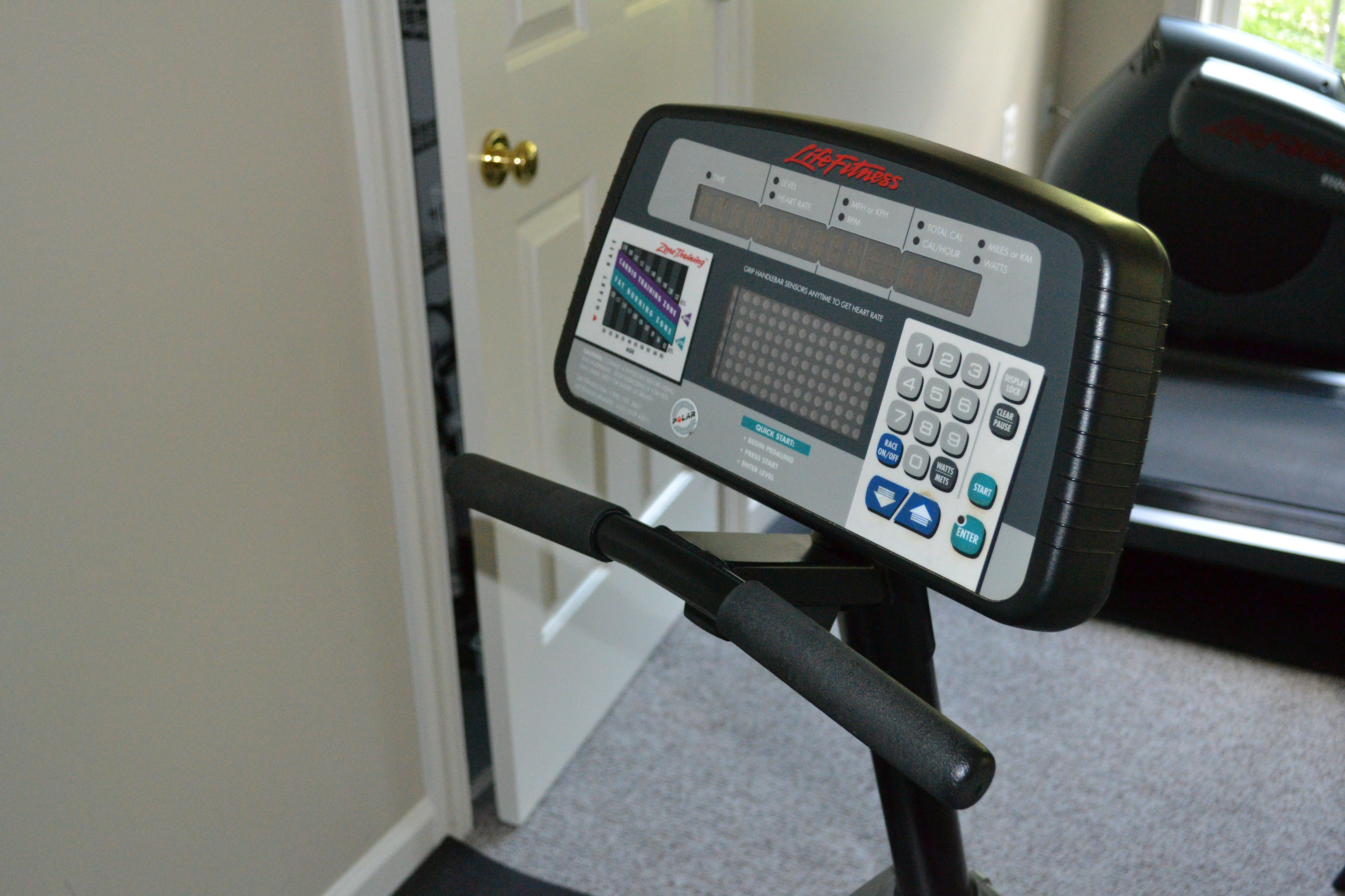 Life Cycle 9500HR Recumbent Exercise Bicycle