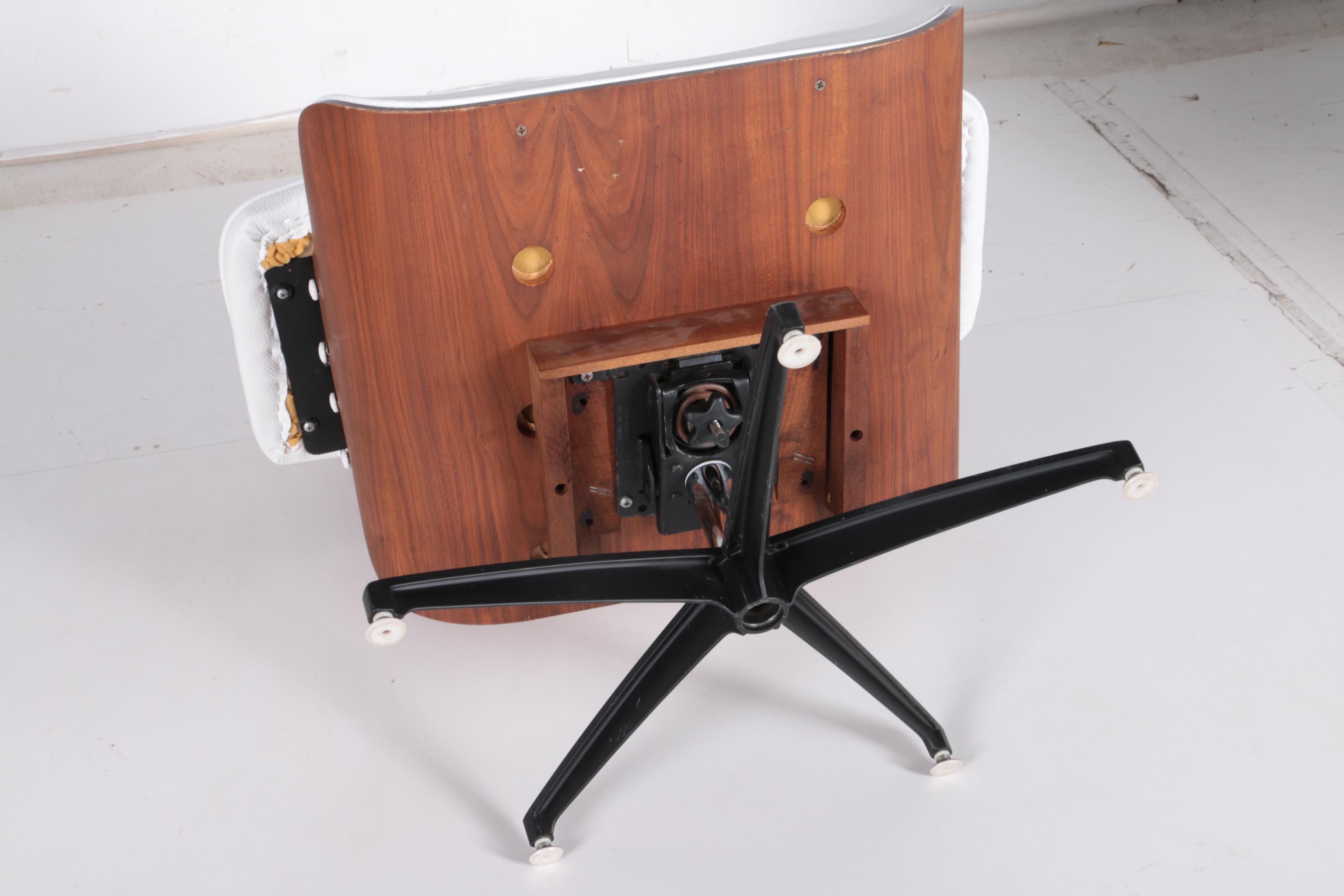 Charlton Company Eames Style Lounge Chair