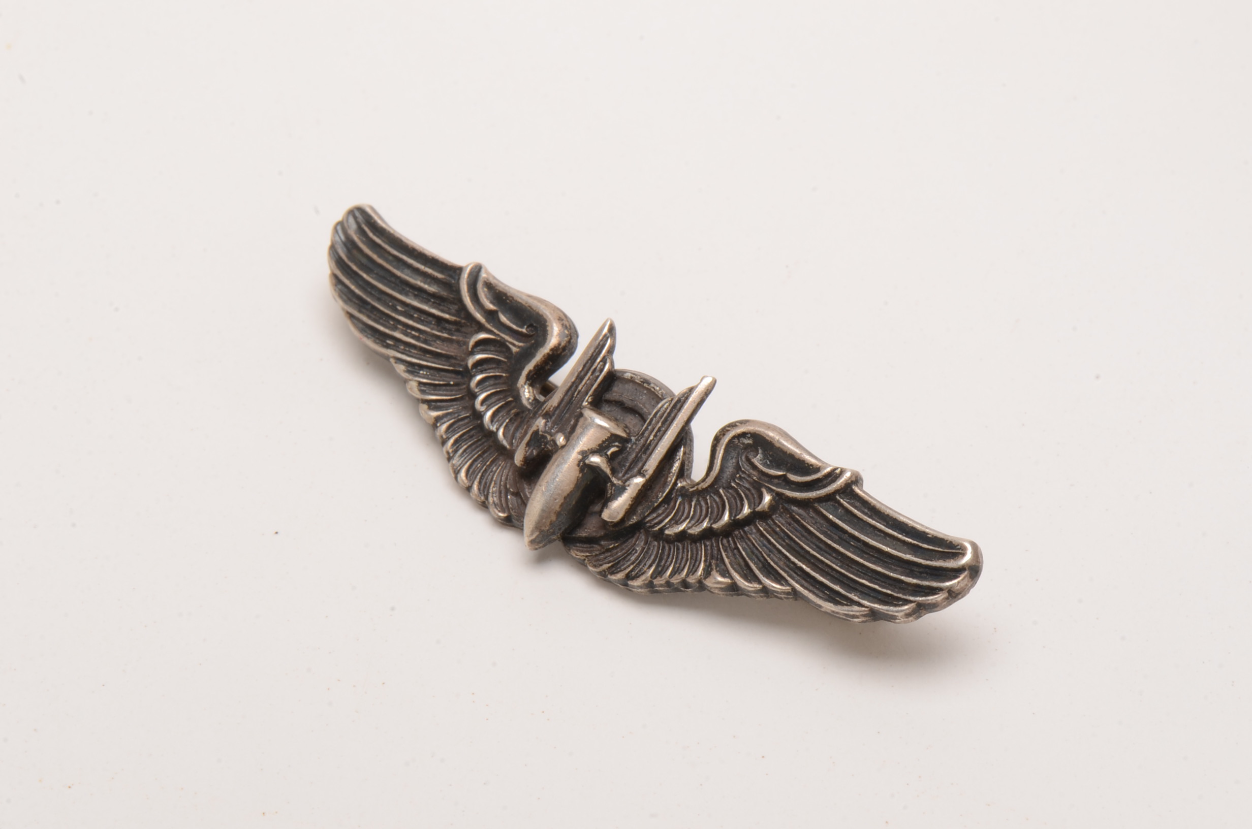 WWII US Military Sterling Silver Air Pilot Bomber Gunner Wing Pin