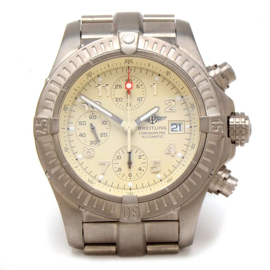 Breitling Avenger Chrono Titanium 44mm Cream Automatic Wristwatch