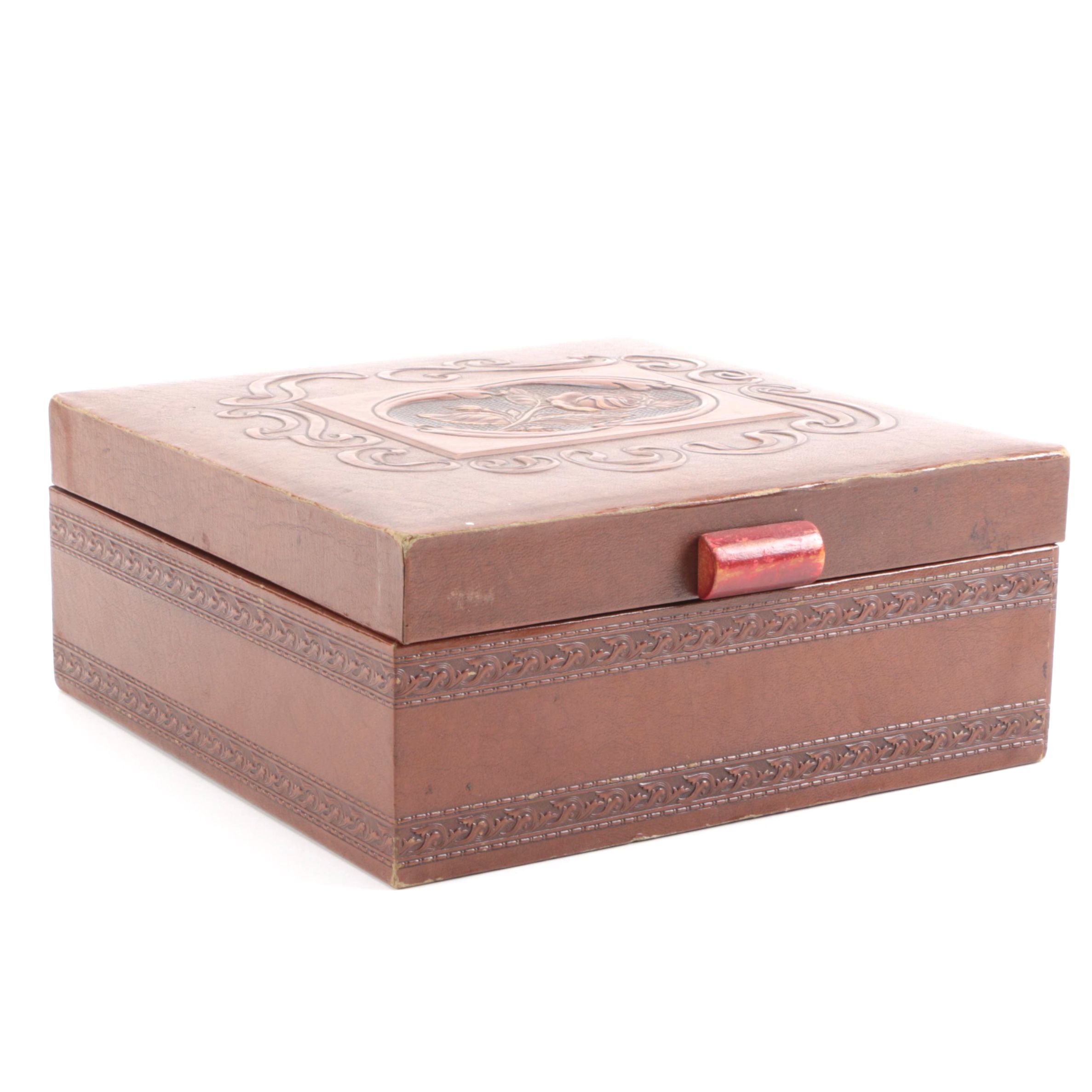 Vintage Jewelry Box With Bakelite Handle