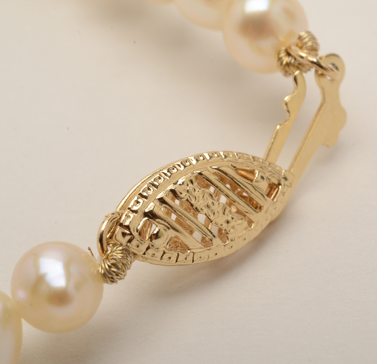 Grand-Parure Cultured Button Pearl Set with 14K Gold Clasps