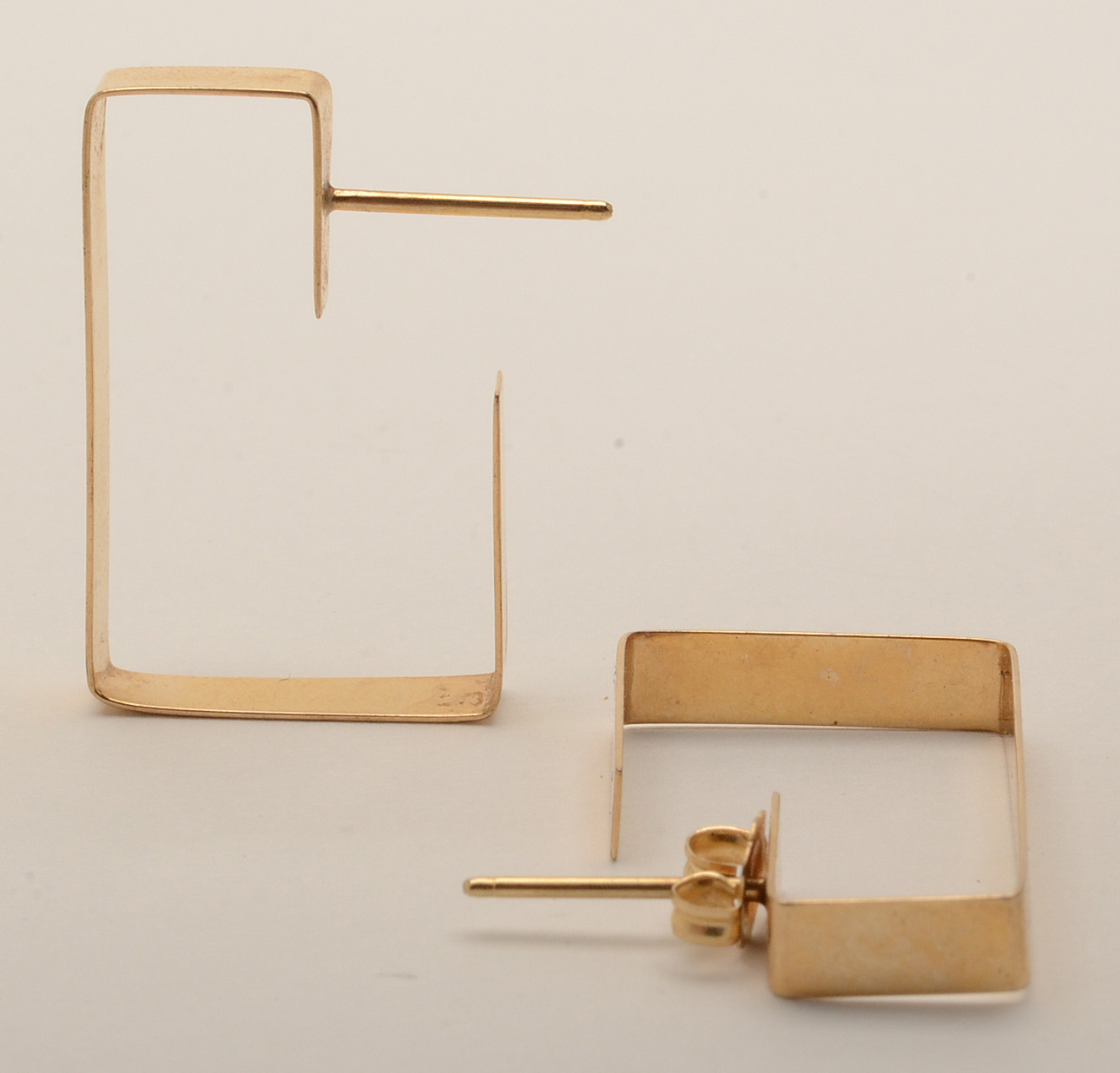 14K Yellow Gold Pierced Earrings