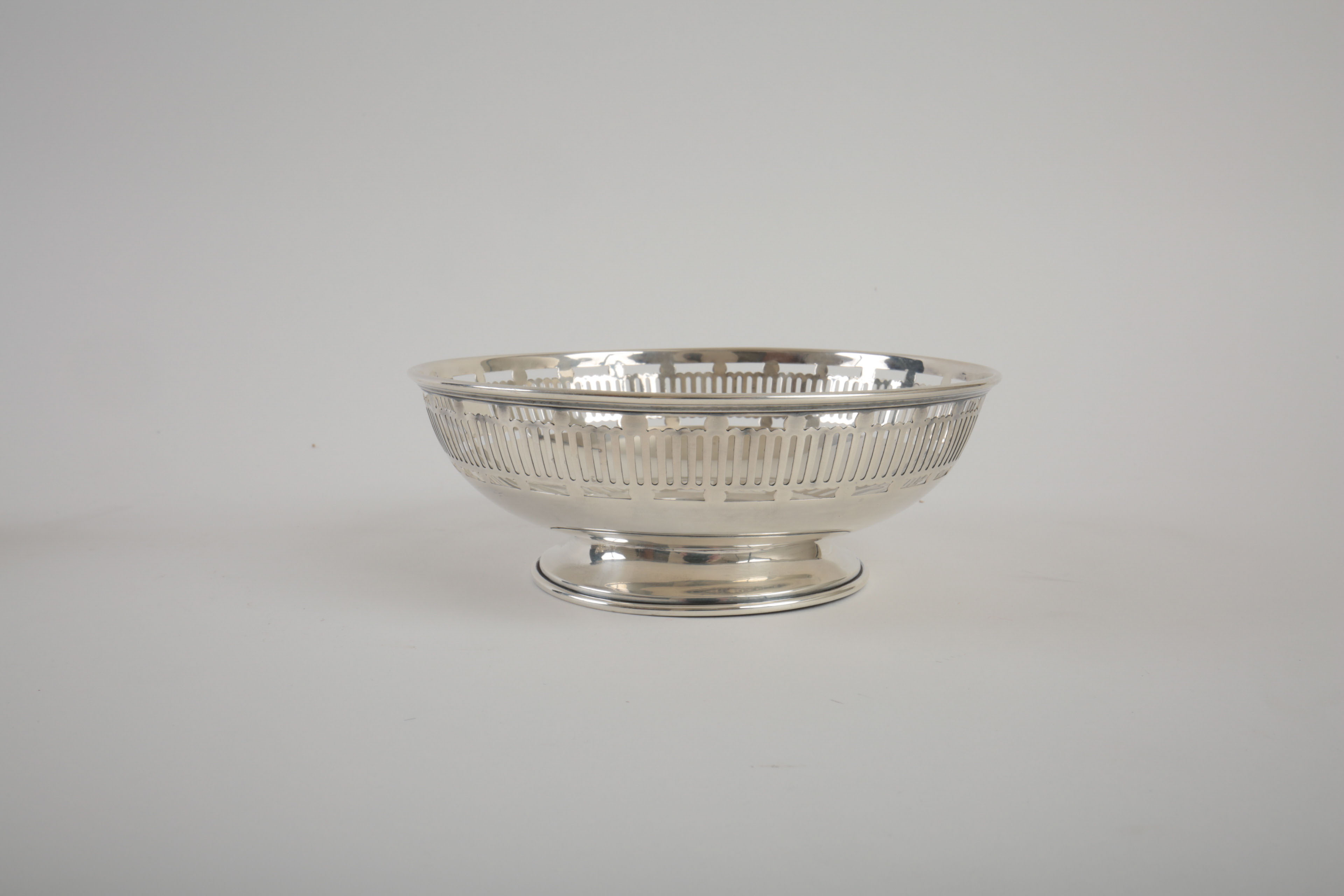 Sterling Silver Tableware Including Meriden Brittania Co.