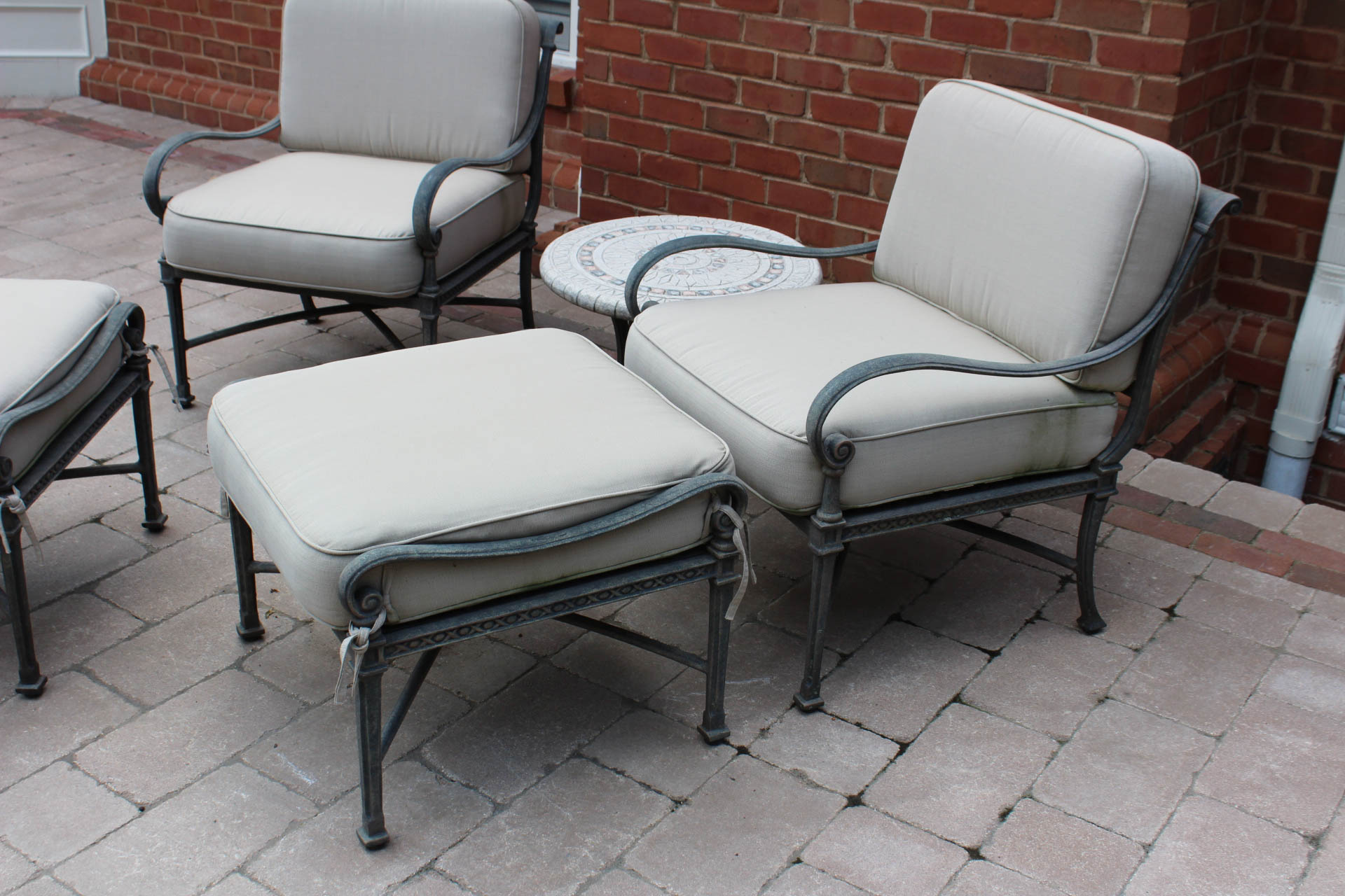 Woodard Landgrave Patio Lounge Set