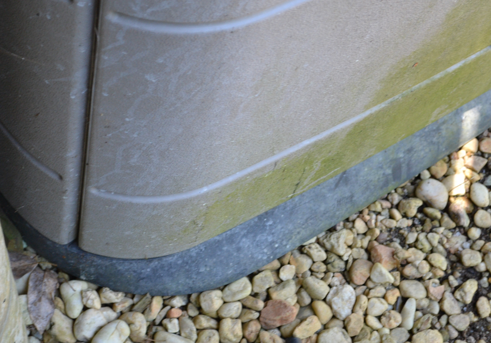 Plastic Storage Containers Featuring Rubbermaid