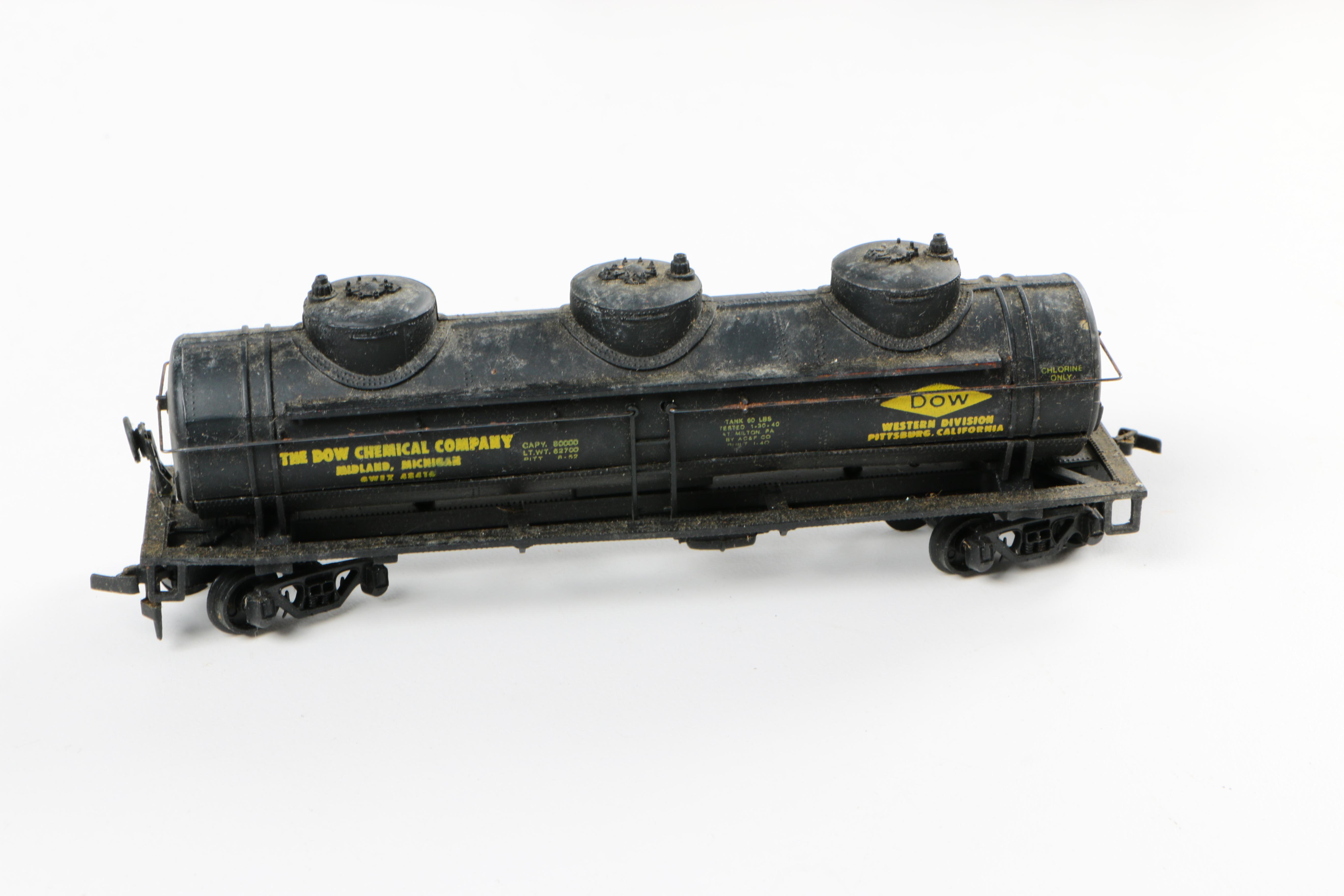 Model Train Cars and Transformer