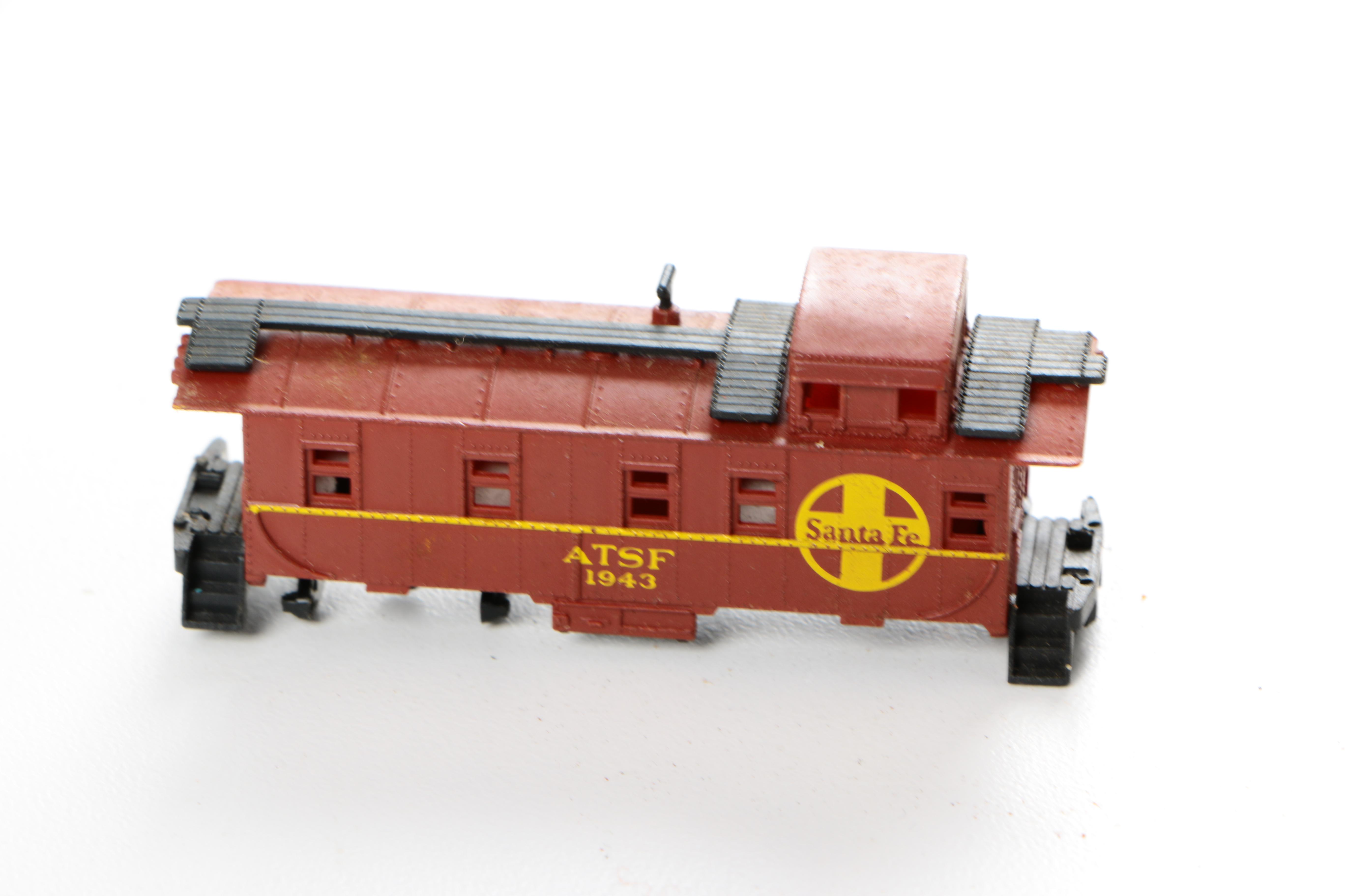 Model Train Cars and Transformer