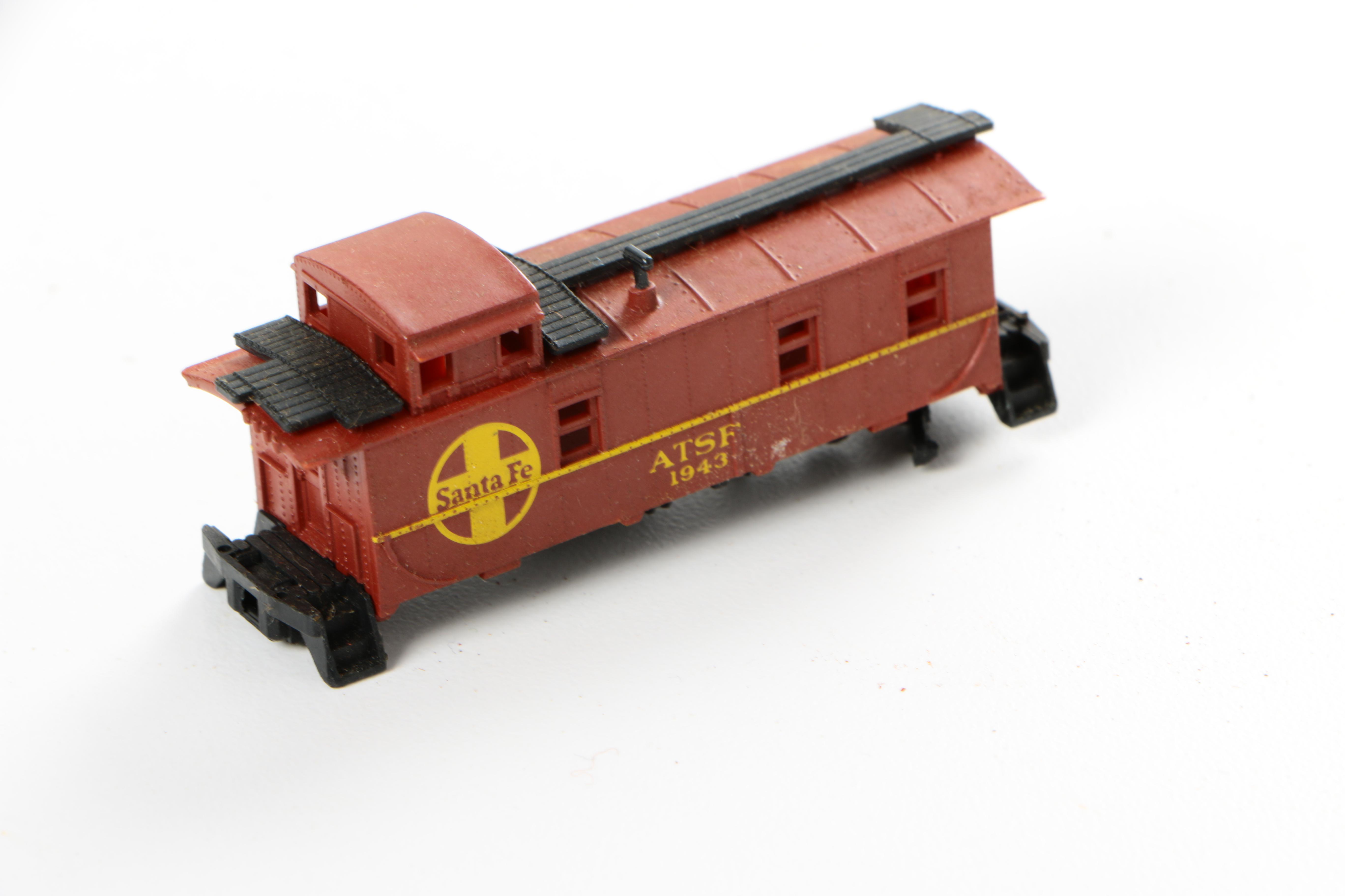 Model Train Cars and Transformer